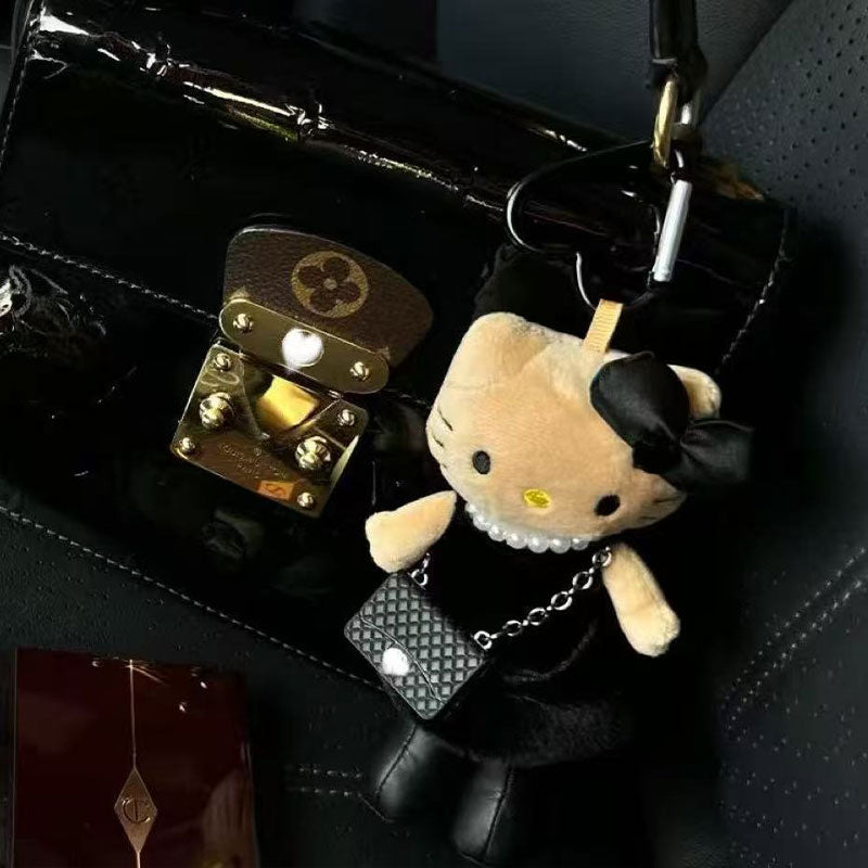 新品上架【梨花瑪雅】💕韓國流行秋冬款法式精品優雅長腿kitty包包愛心釦環吊飾😽