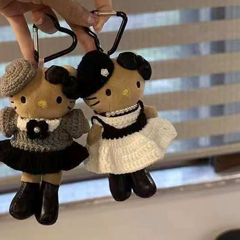 新品上架【梨花瑪雅】💕韓國流行秋冬款法式精品優雅長腿kitty包包愛心釦環吊飾😽