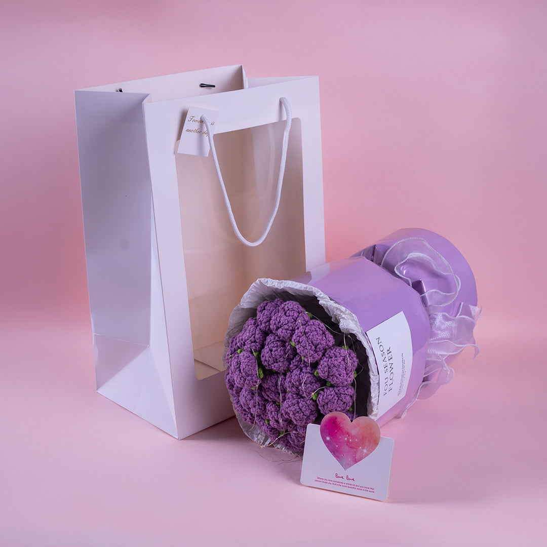 🆕新品上架【梨花瑪雅】💖絕美手工針織毛線葡萄紫色玫瑰花束(須等製作期約7~14天)閨蜜禮物,情人禮物,生日禮物