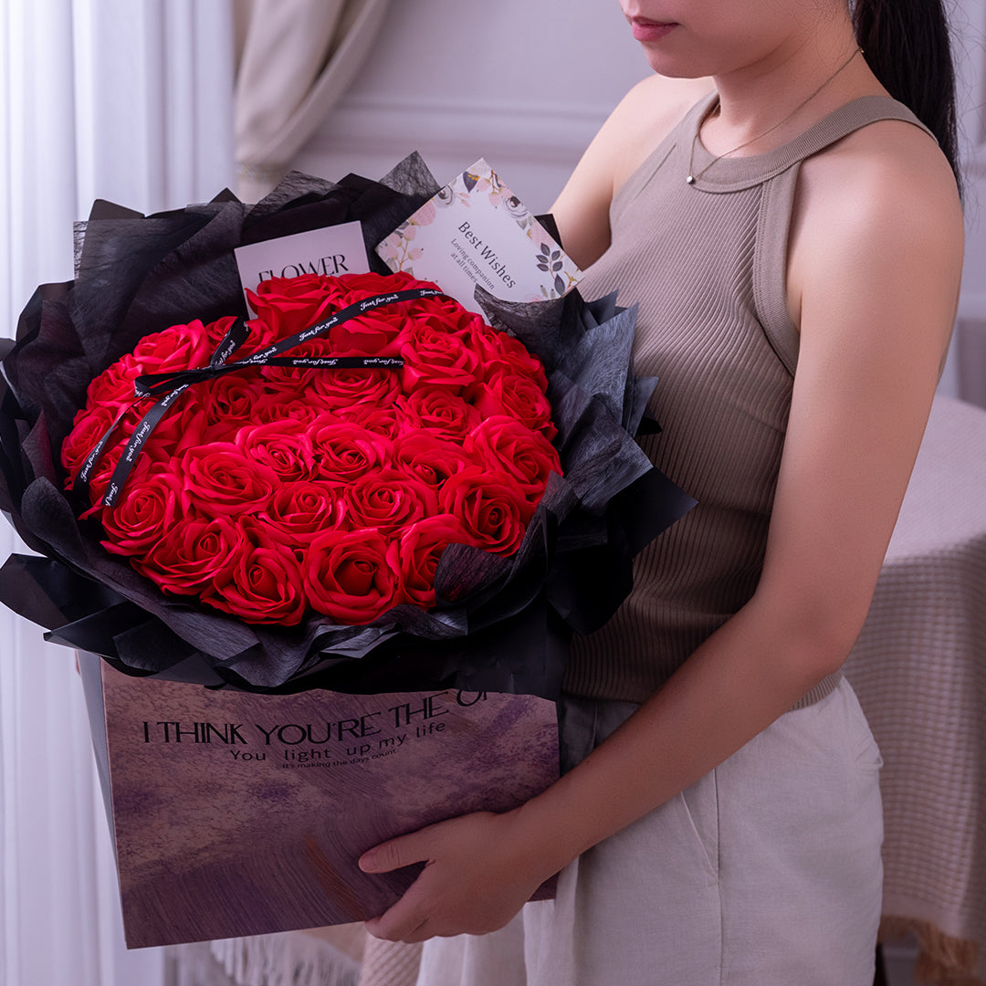 🆕新品上架【梨花瑪雅】💖七夕禮物高級感心型漸層色玫瑰香皂花束桶(2色)閨蜜禮物,情人禮物