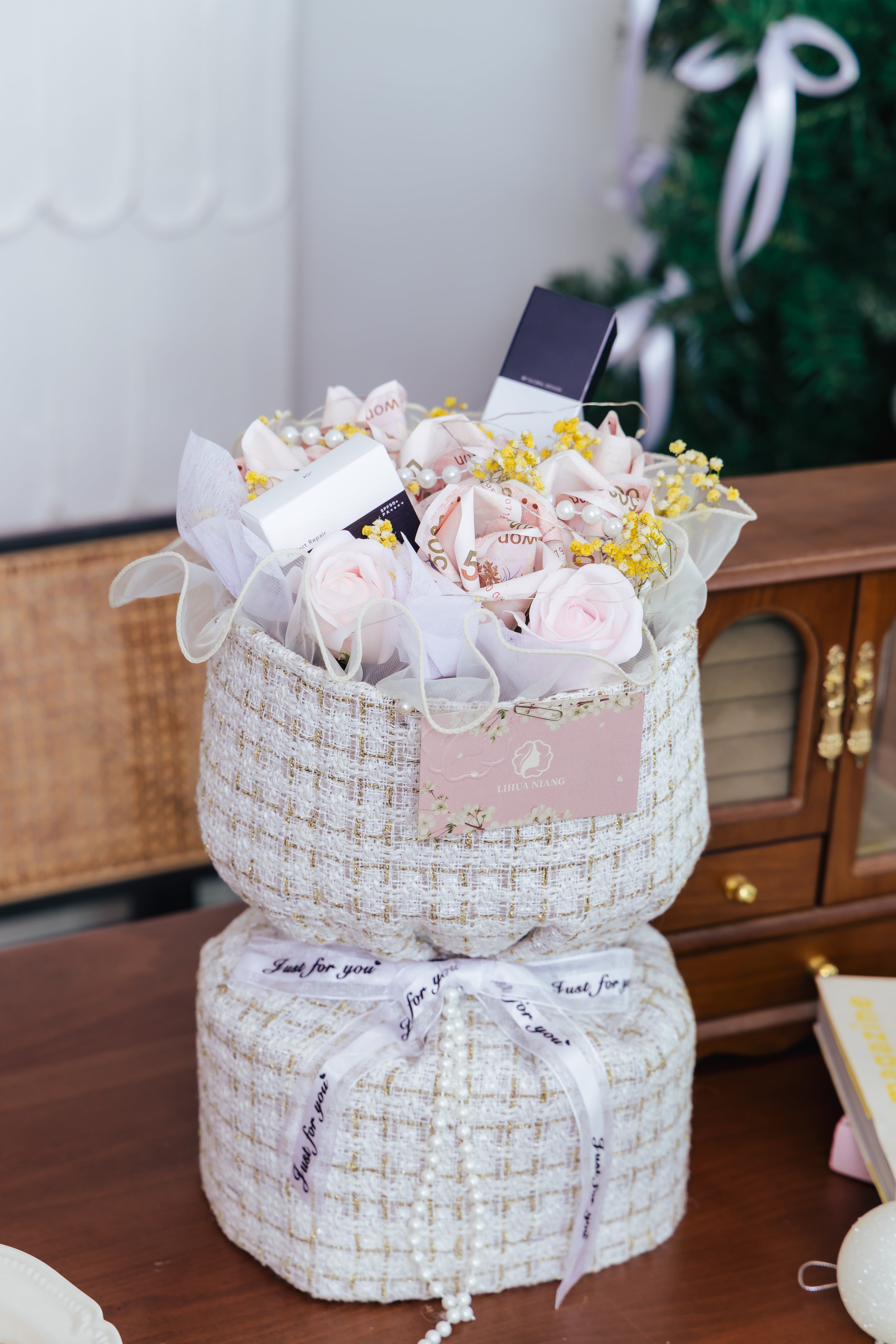 情人禮物,生日禮物手作韓元有錢花,花不完,貌美如花禮品花束組(僅宅配少量供應中)