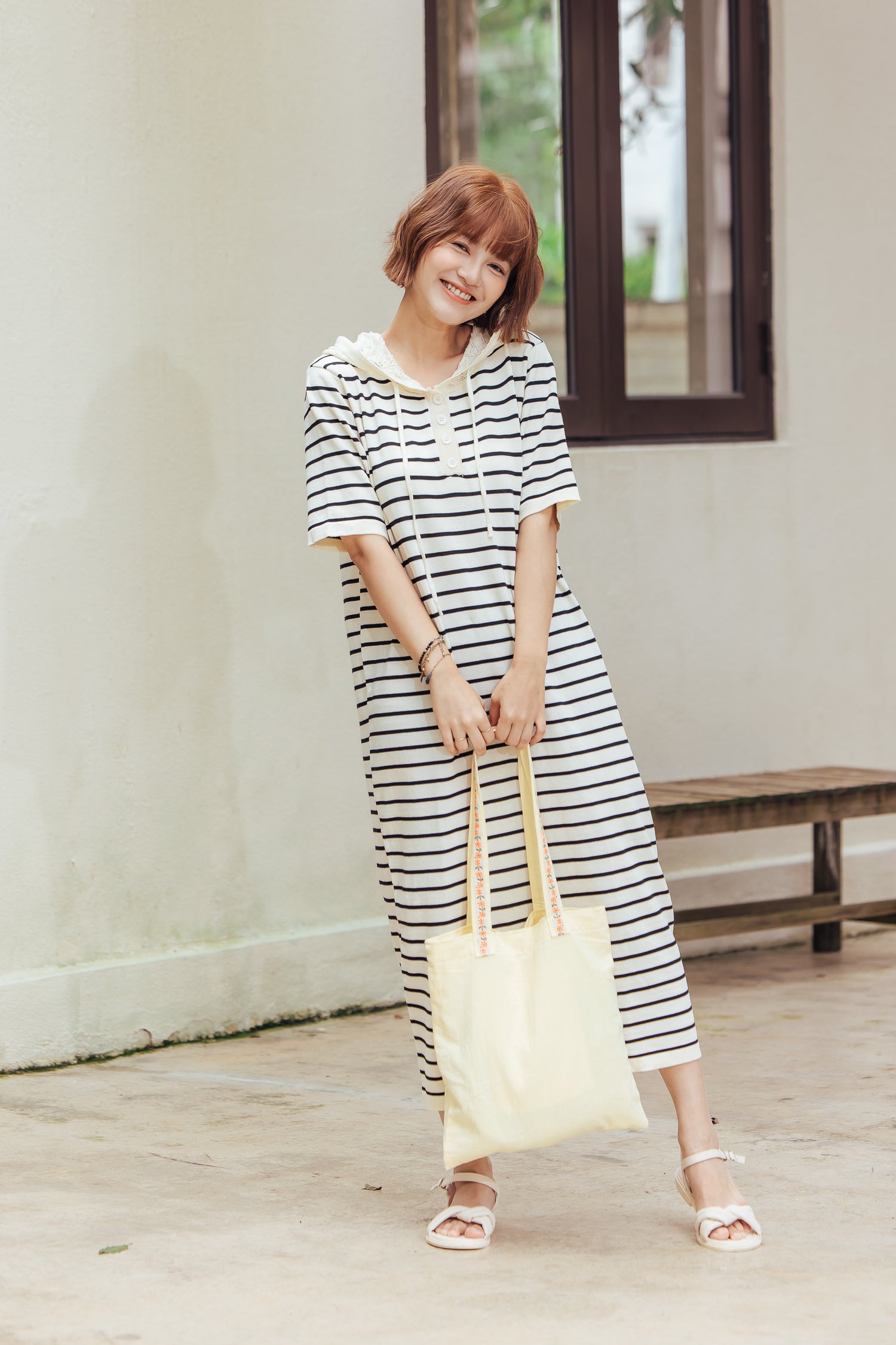 🆕新品上架【梨花瑪雅】實拍選品緹花連帽條紋薄針織休閒寬鬆洋裝