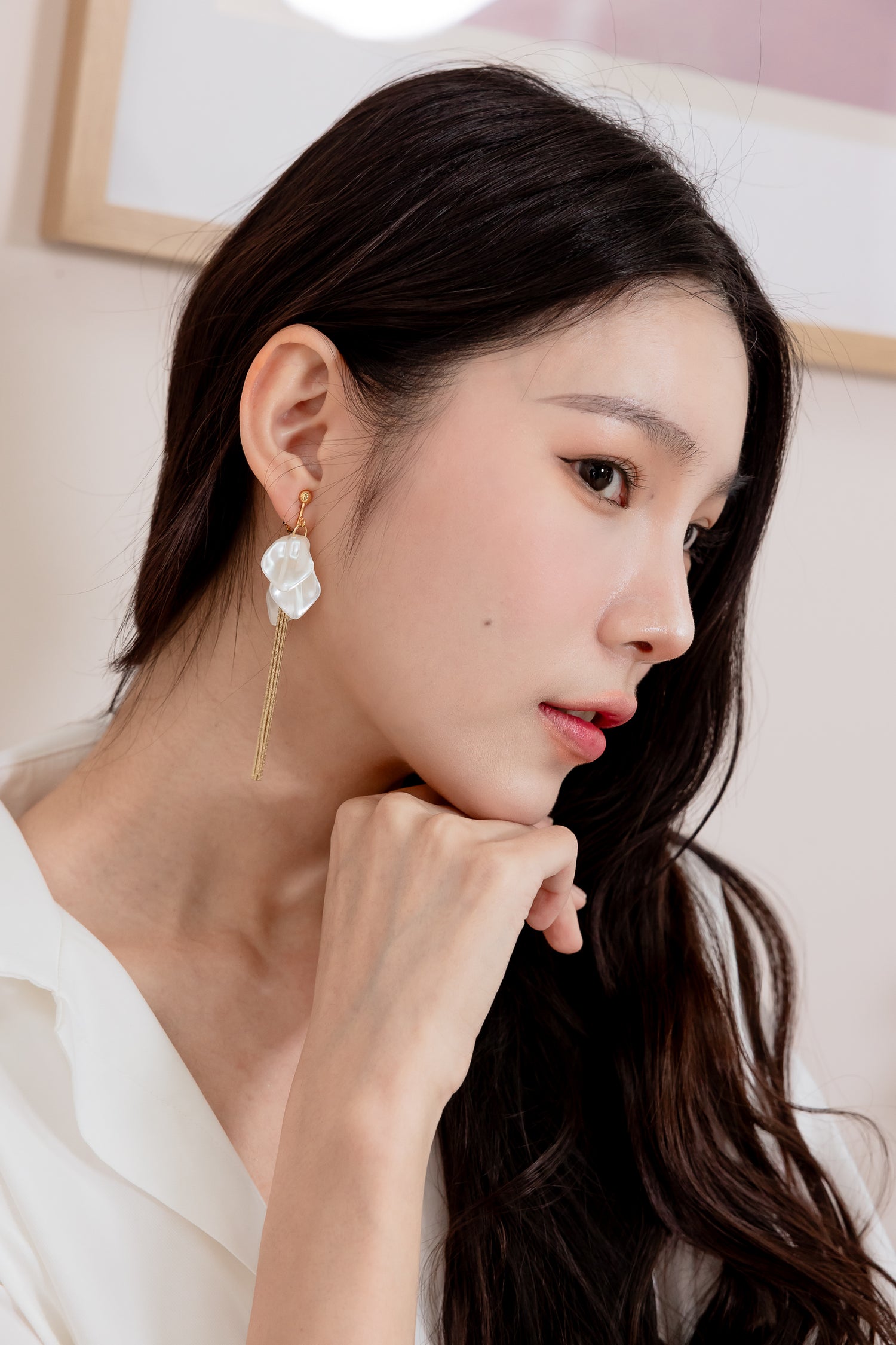 💖新品上架【梨花瑪雅】實拍選品法式優雅仿珍珠花瓣流蘇金色耳環(針式,夾式)