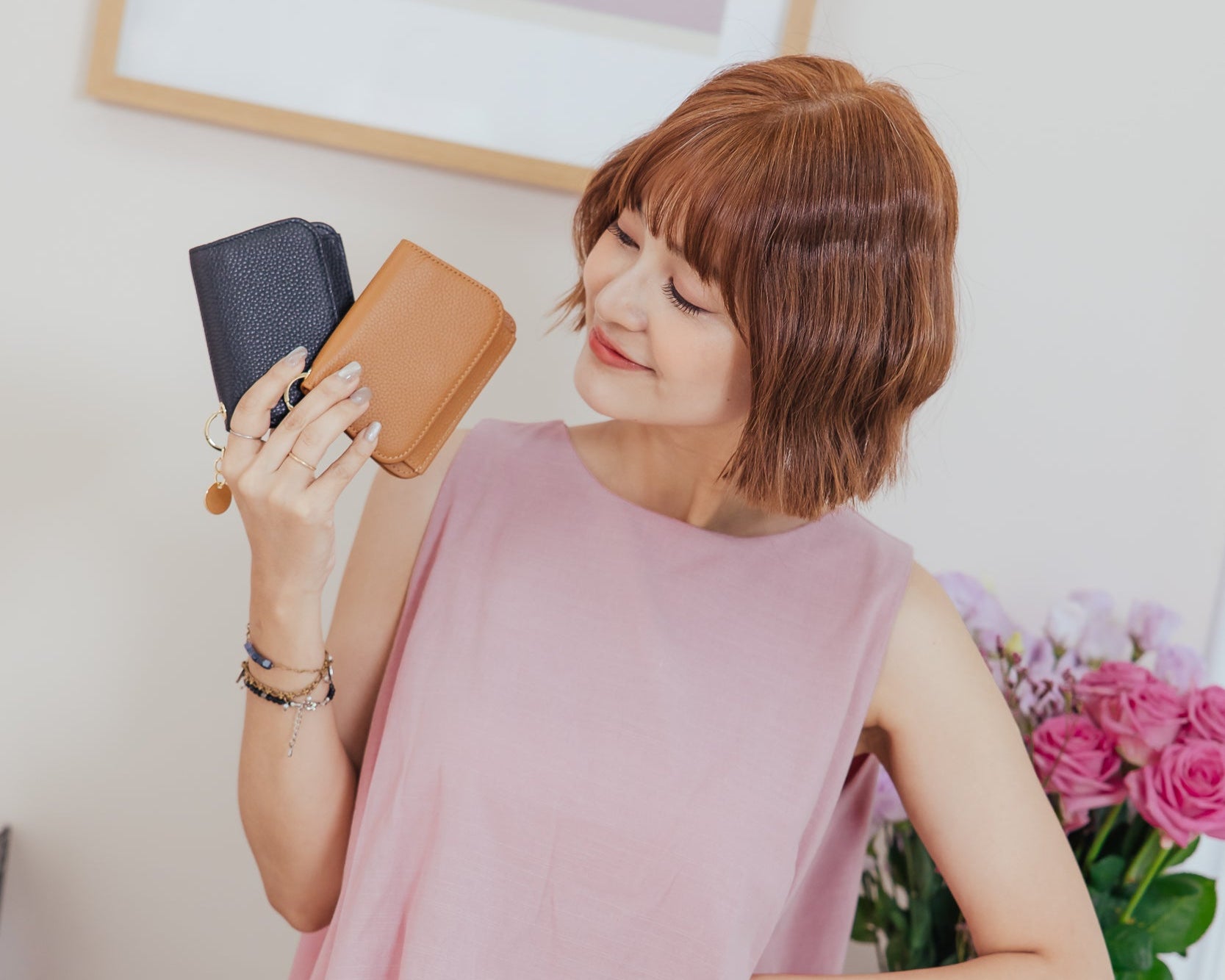 💖新品上架【梨花瑪雅】實拍選品比手機還小荔枝紋真皮金圓扣短版小皮夾(四色)