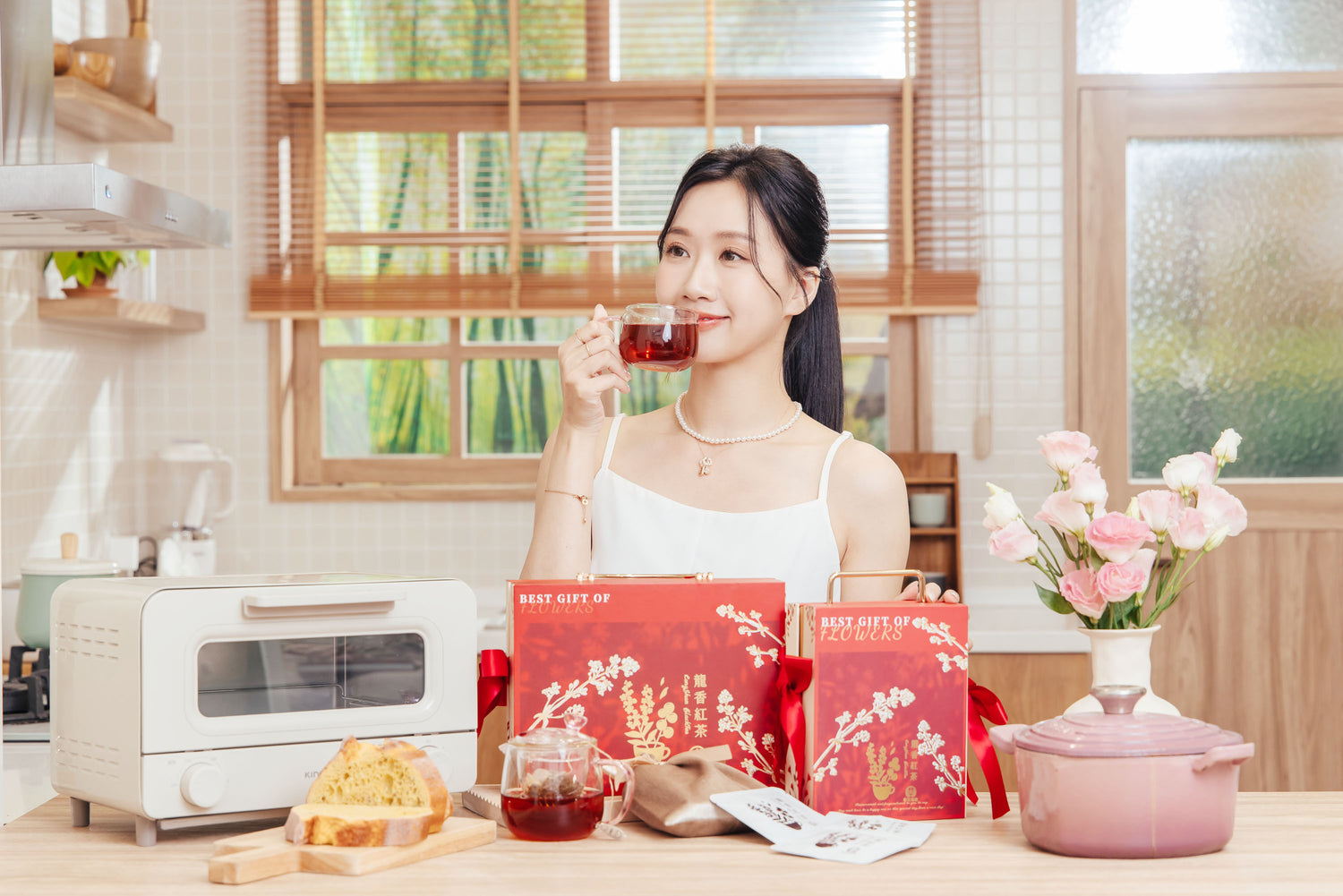 🏆獨家販售【梨花瑪雅】 安心茶認證🤞來自南投純淨山水的百年紅茶園搭配珍稀龍眼花的龍香紅茶禮盒