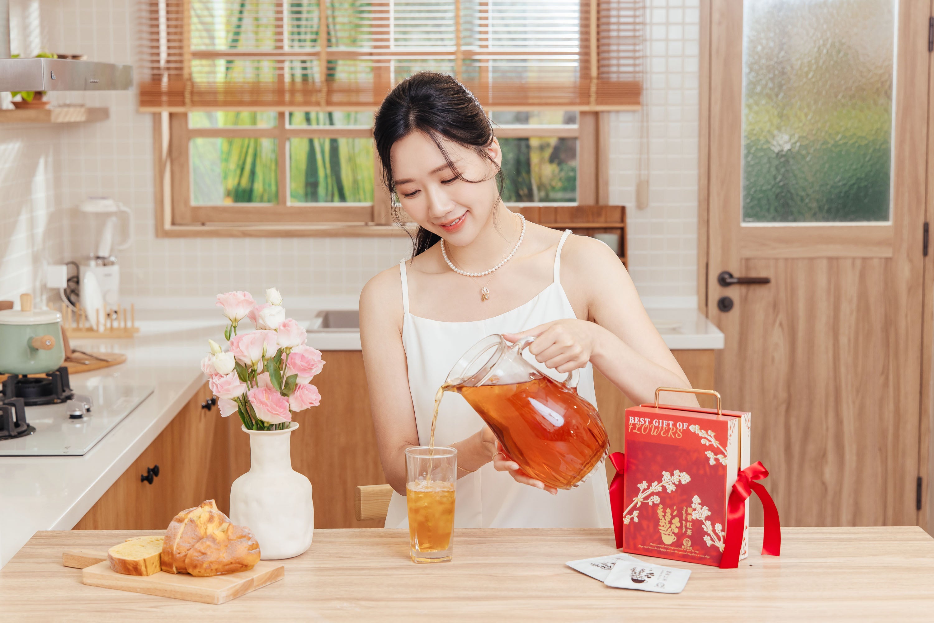 🏆獨家販售【梨花瑪雅】 安心茶認證🤞來自南投純淨山水的百年紅茶園搭配珍稀龍眼花的龍香紅茶禮盒