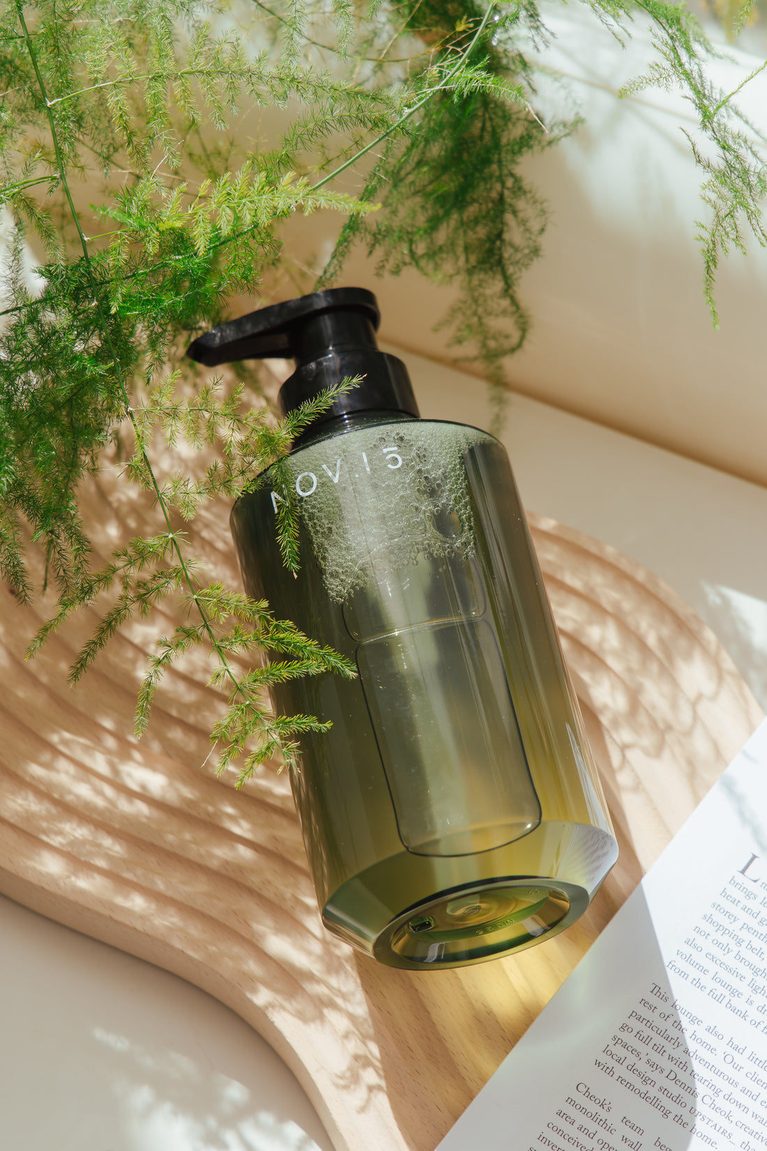 NOV.15 Wilderness Green Tea Tree Cooling Anti-Dandruff Soothing Shampoo 500ml