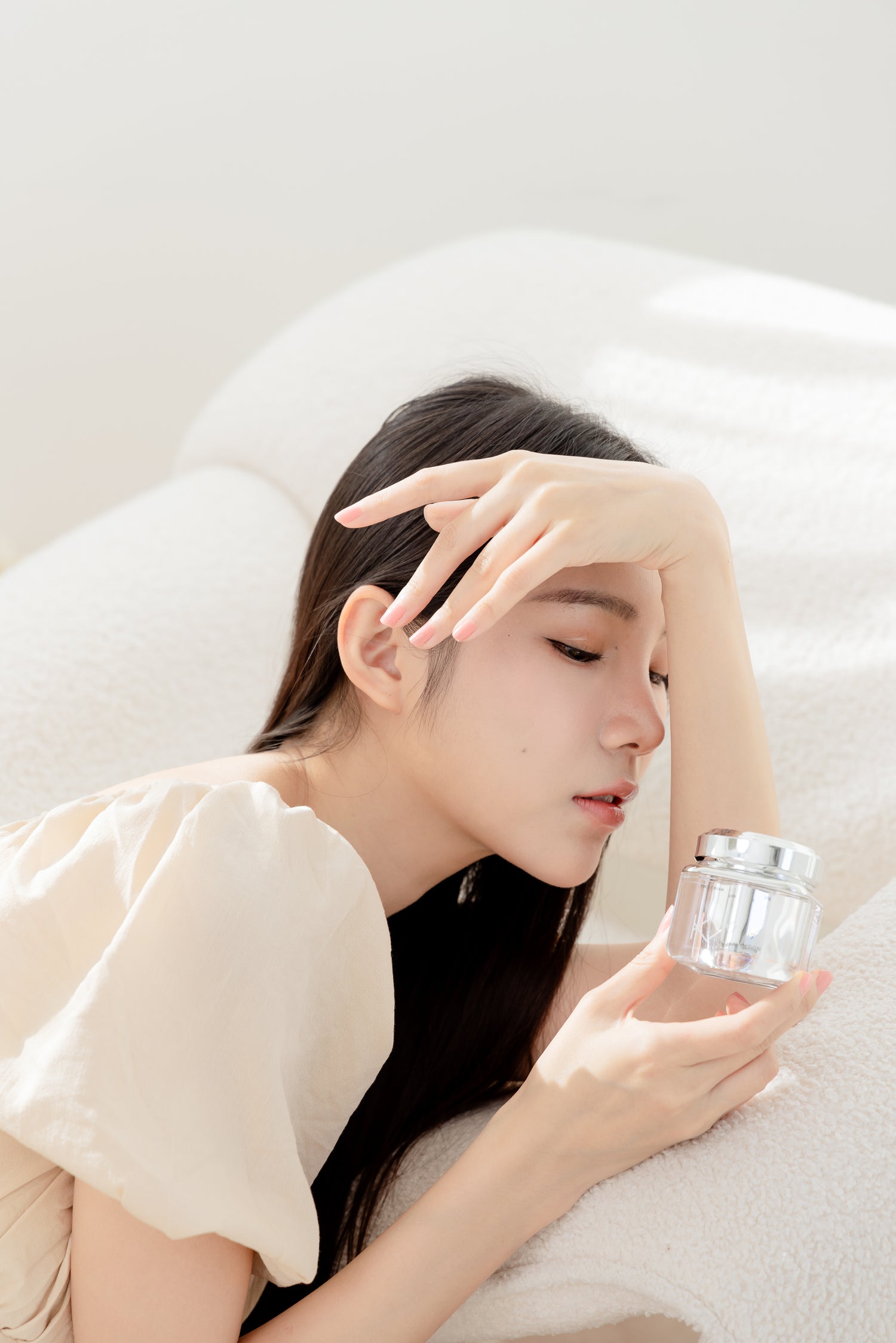 GD造型室特輯!!限時特惠韓國KY陶瓷肌高保濕面霜買大50g送小5g