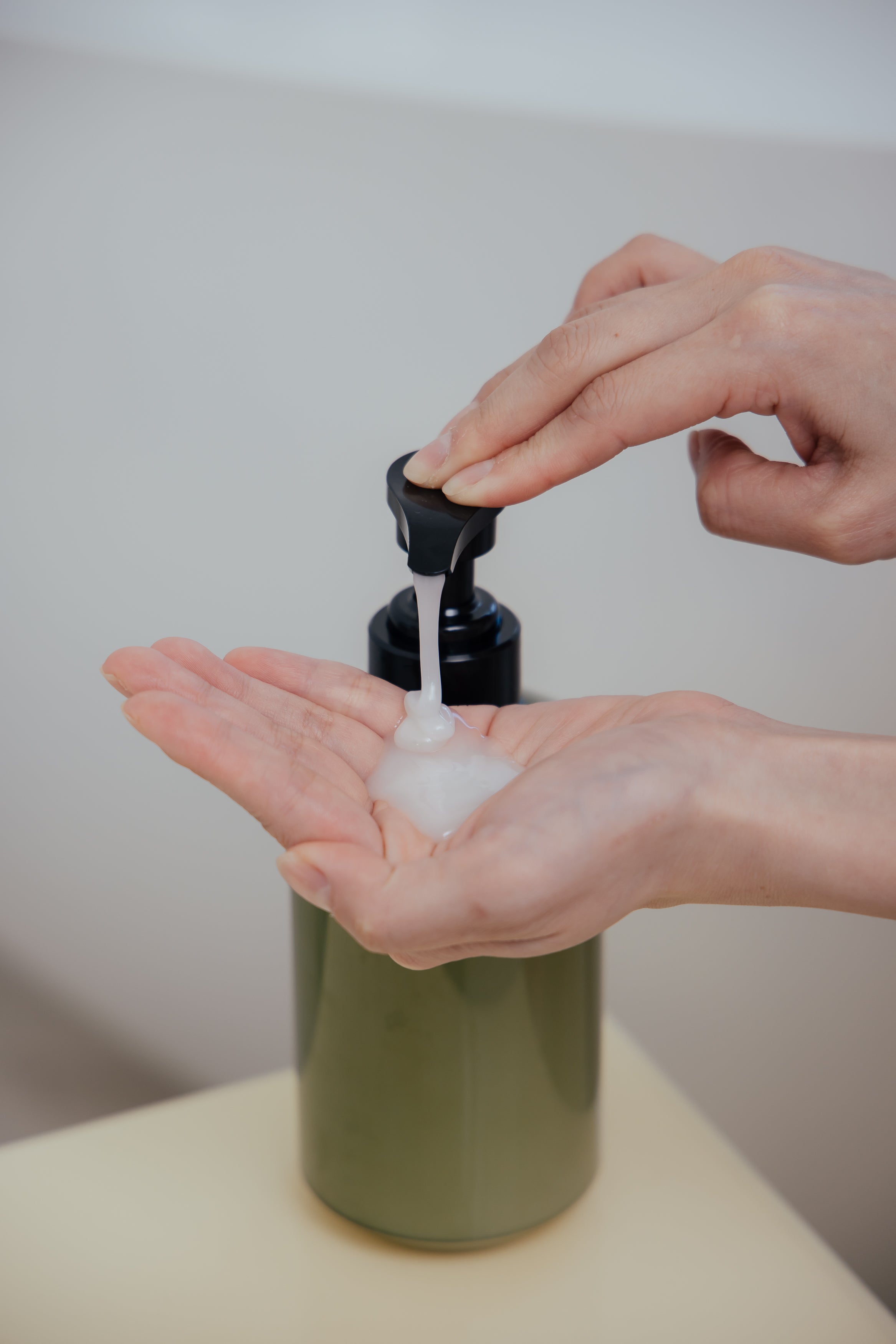 總監推薦專屬優惠NOV.15清涼去屑除臭秀髮大全套七件組 贈送高顱頂護理梳