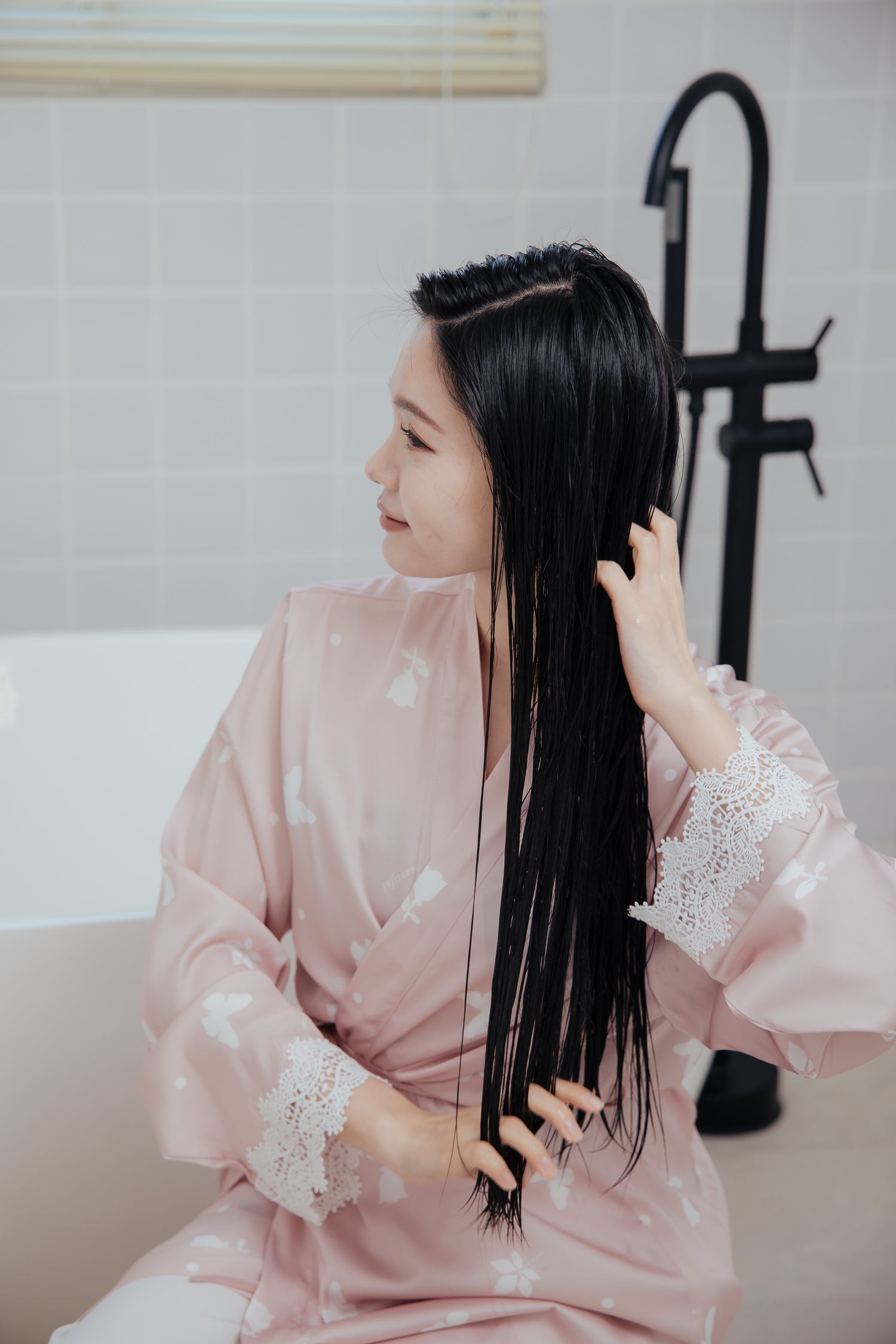 總監推薦專屬優惠NOV.15清涼去屑除臭秀髮大全套七件組 贈送高顱頂護理梳