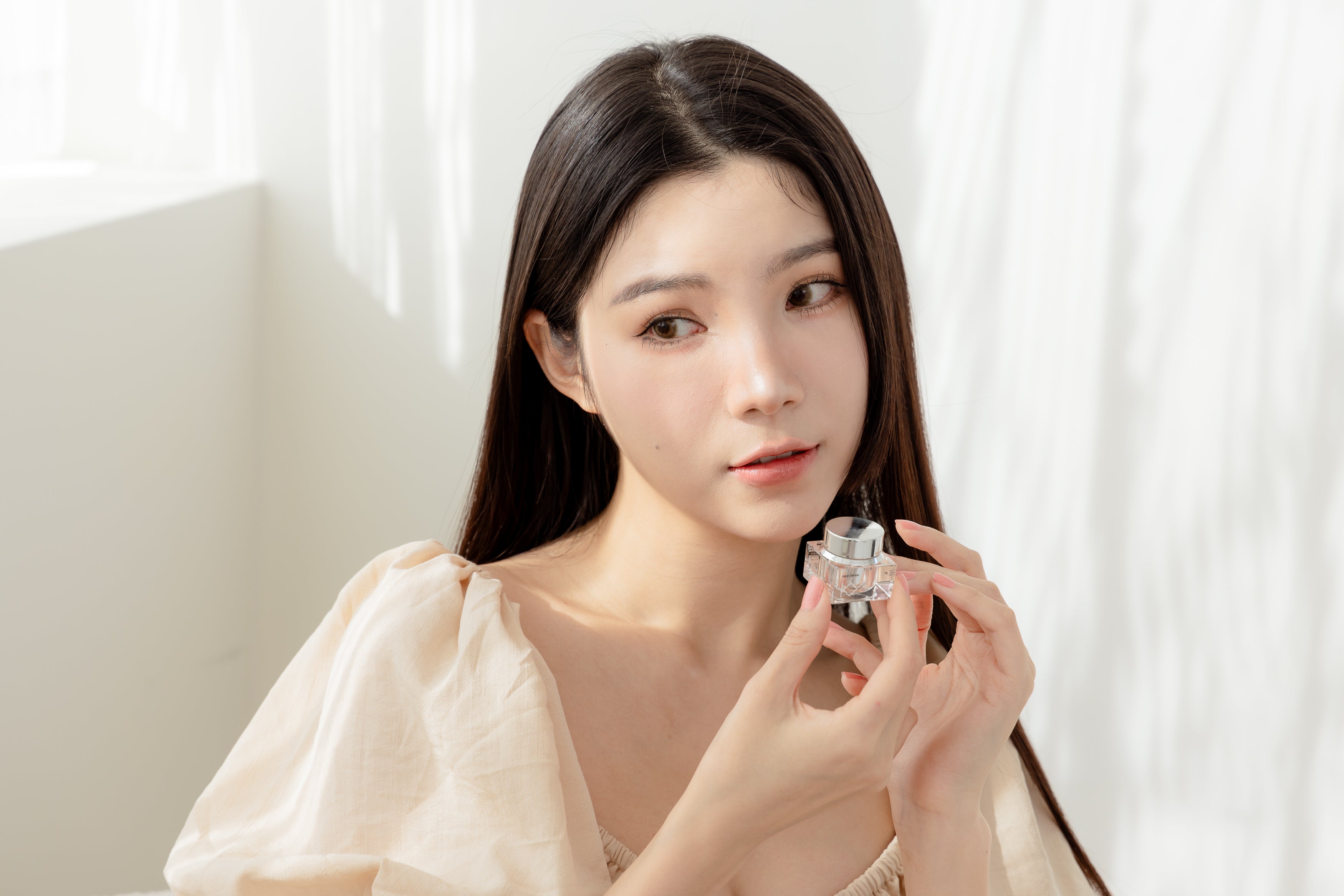 江南GD造型室特別採訪!!韓國KY陶瓷肌高保濕面霜(小瓶)5g