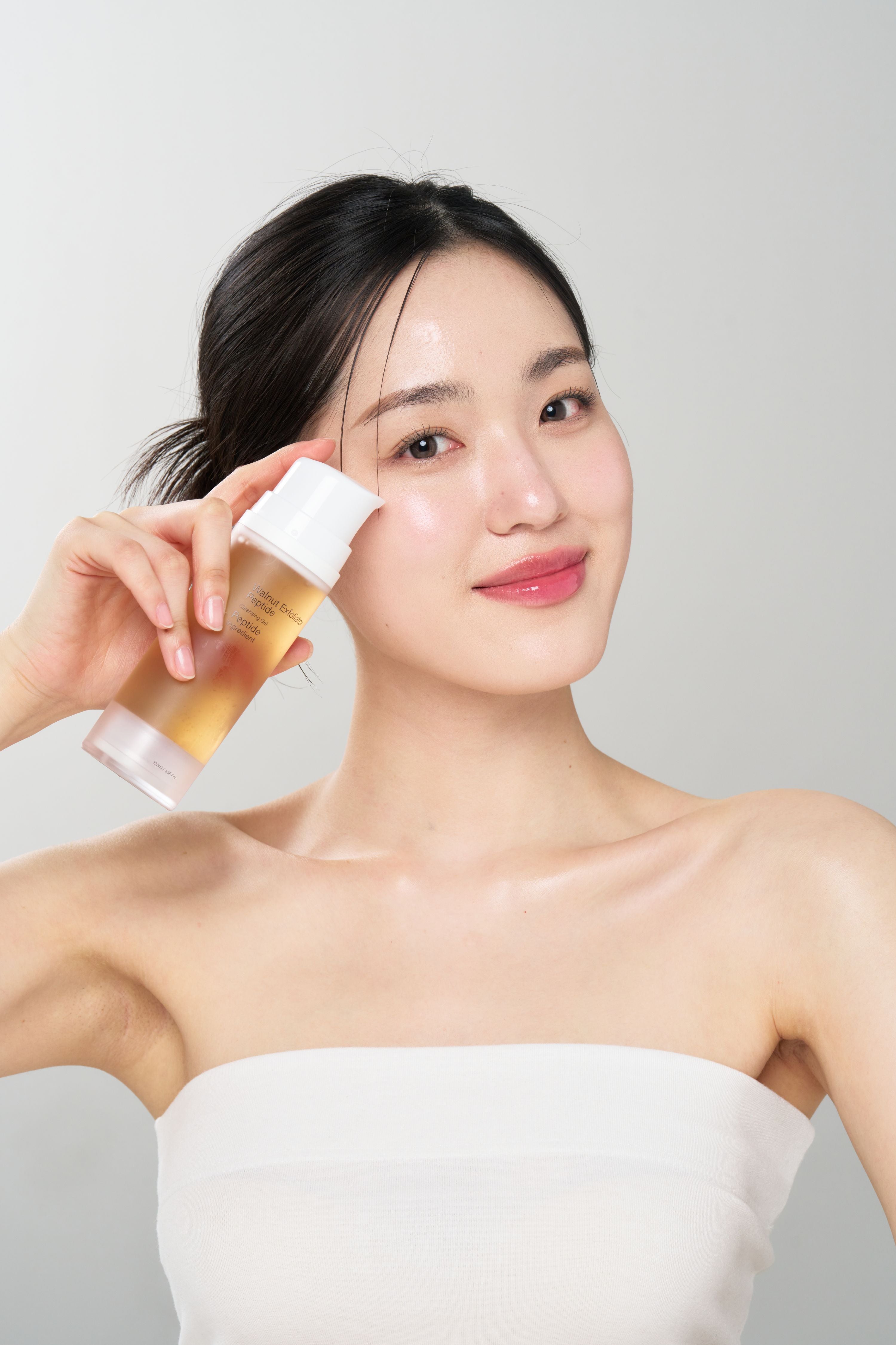 🔥韓國KY核桃粉末🌿EWG綠色認證氨基酸12胜肽淨透洗面凝膠130ml