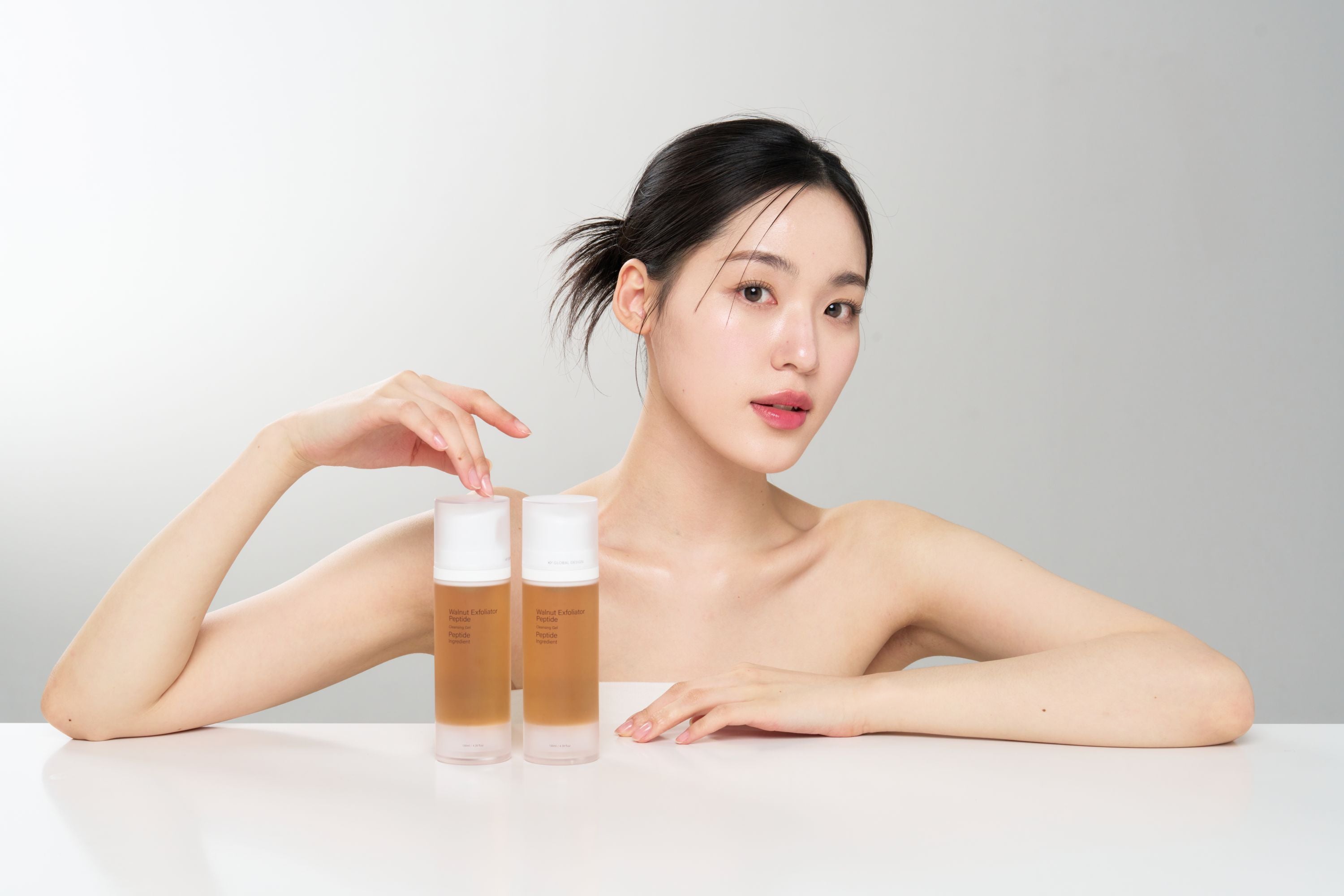 🔥韓國KY核桃粉末🌿EWG綠色認證氨基酸12胜肽淨透洗面凝膠130ml