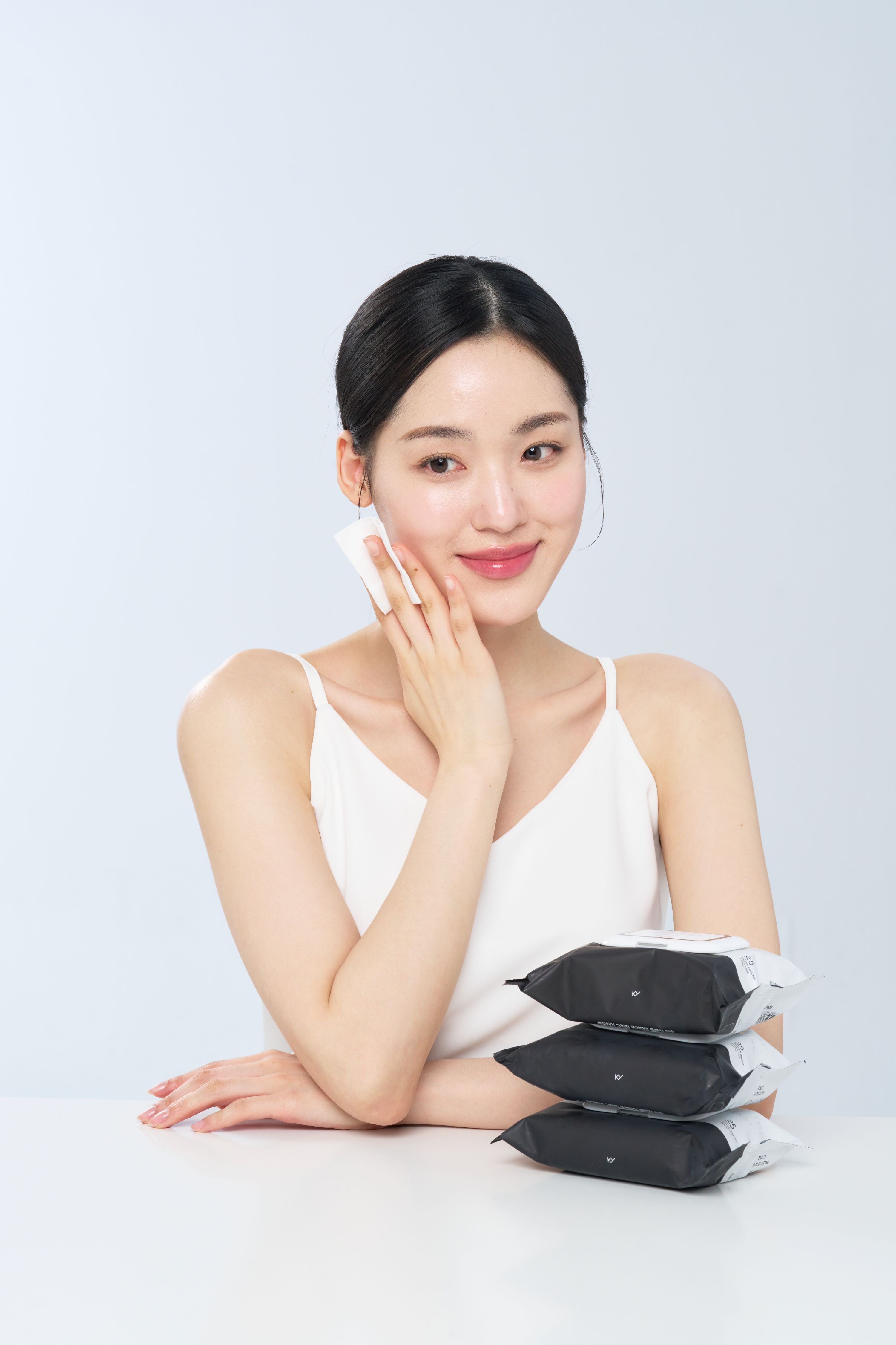 明洞請韓國女生親自感受採訪!!韓國KY 濟州島綠茶植粹保溼多酚卸妝巾(大張25抽)