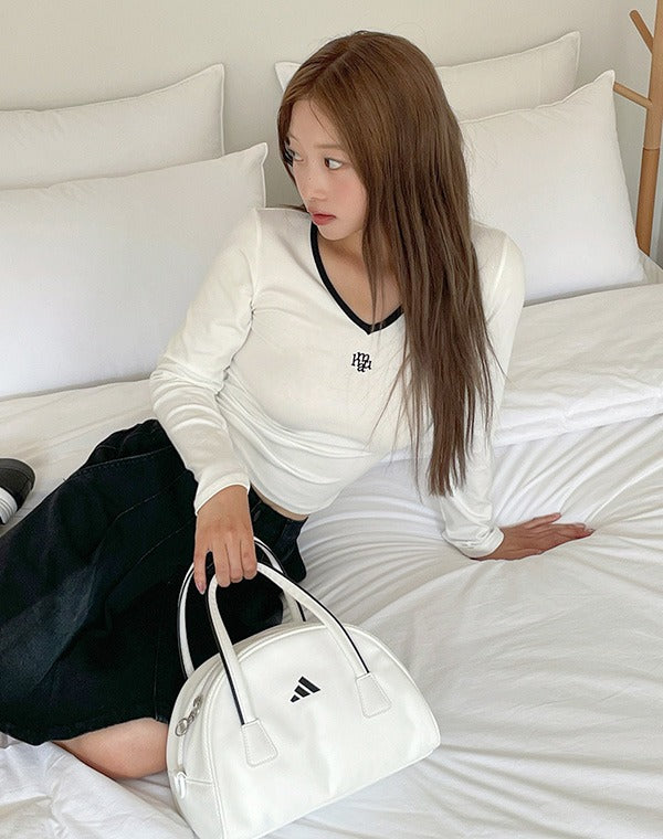 韓國 muahmuah 刺繡LOGO  V領撞色短版合身長袖T恤 (現貨+預購)