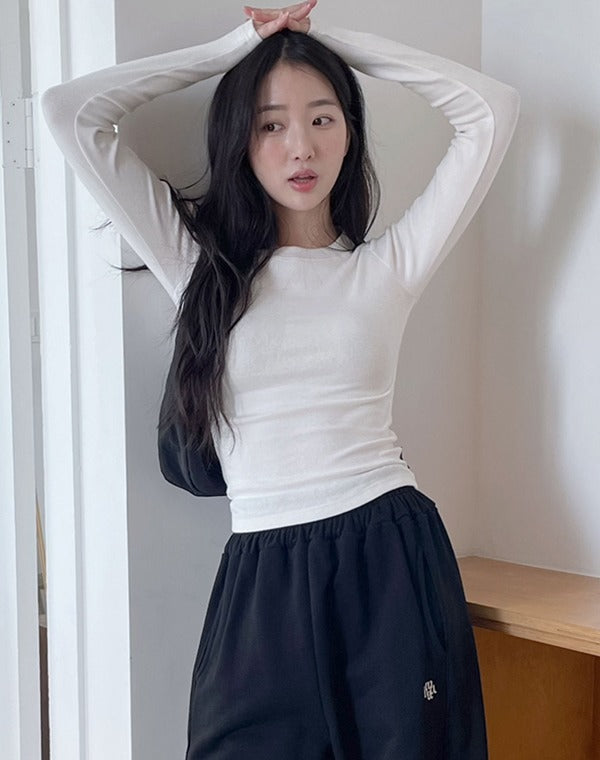 韓國 muahmuah 修身版 基本款 薄長袖T恤  (現貨+預購)
