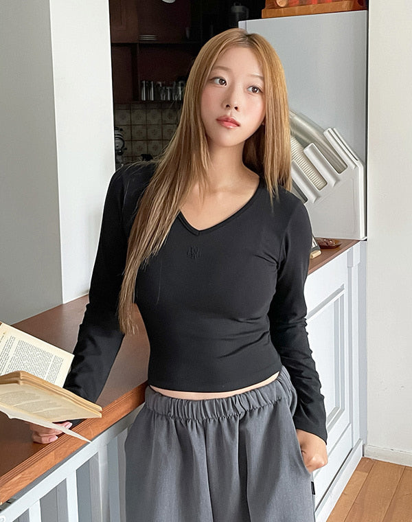 韓國 muahmuah 刺繡LOGO縫線  V領  長袖T恤  (現貨+預購)