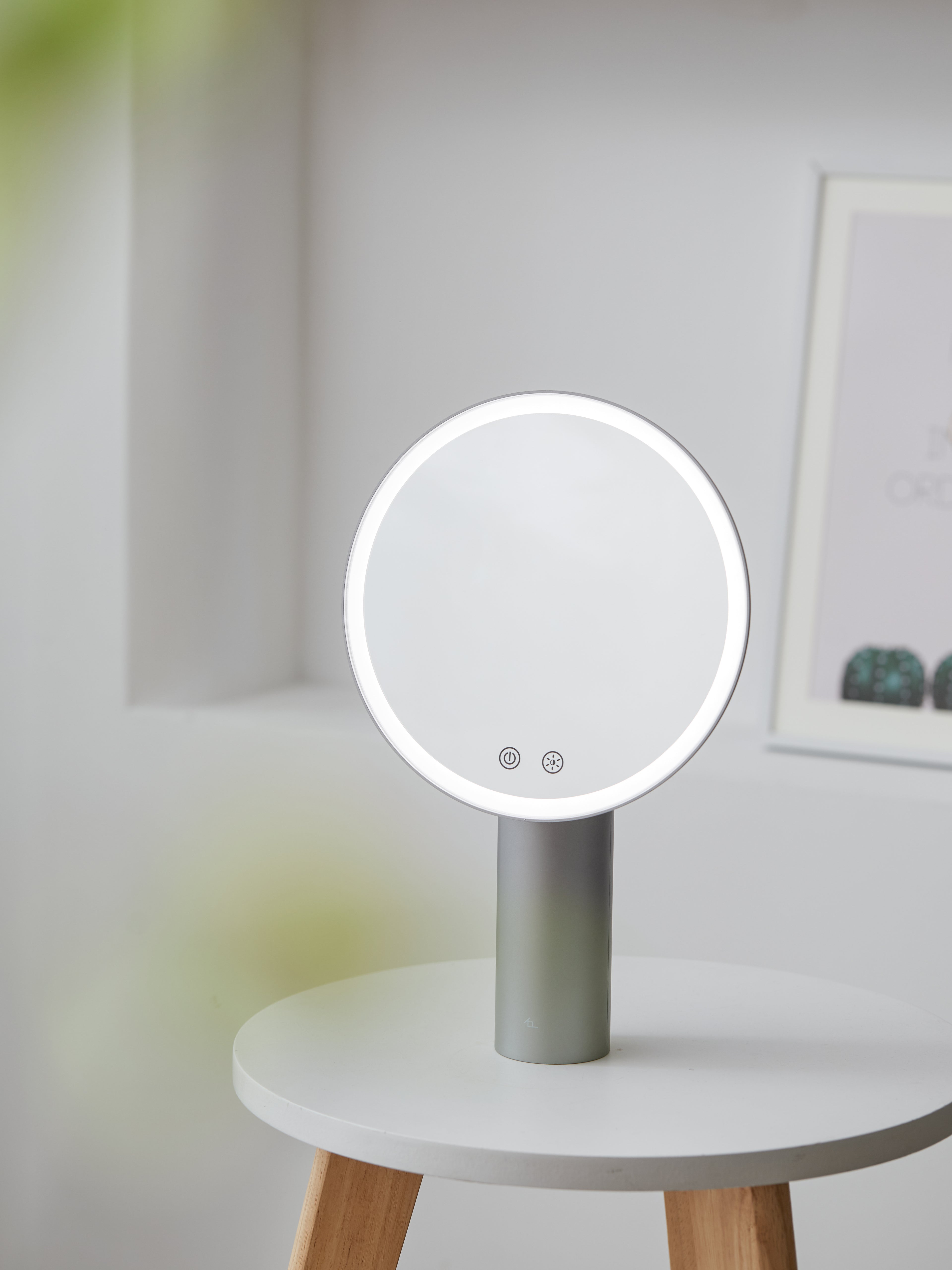 新品上架💖韓國KY應援妳的女神光精緻妝容柔焦3階採光化妝鏡