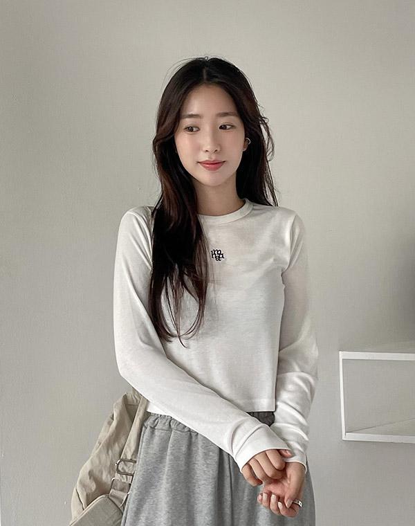 韓國 muahmuah 刺繡LOGO 短版 薄長袖T恤  (現貨+預購)