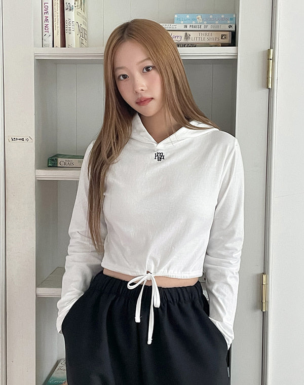 韓國 muahmuah 刺繡LOGO 連帽綁繩 短版 長袖T恤  (現貨+預購)