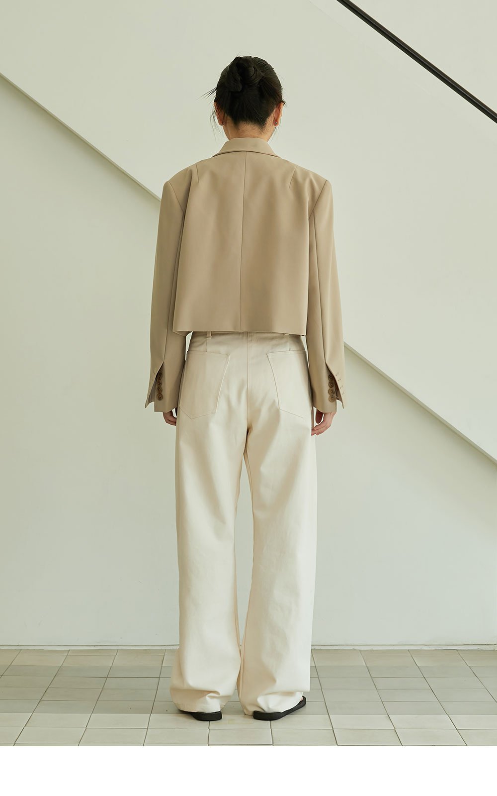 韓國 ACOVER   設計鉚釘腰帶挺感休閒牛仔褲 (現貨+預購)