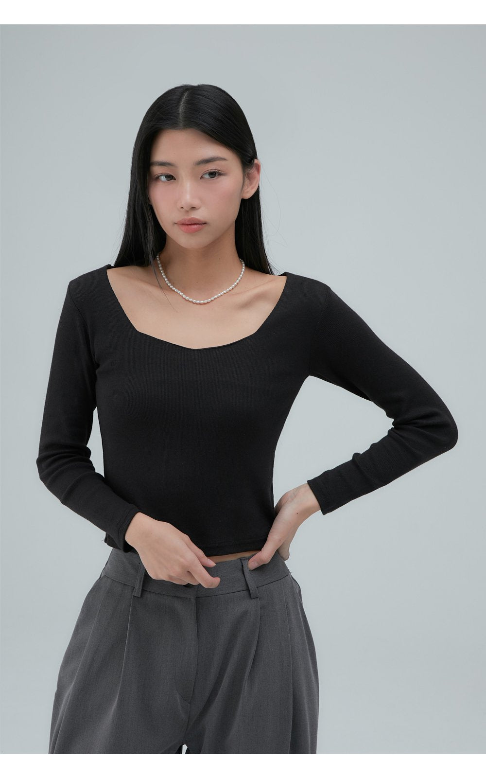 韓國 ACOVER  柔軟款 五角領 舒適合身長袖T恤 (現貨+預購)