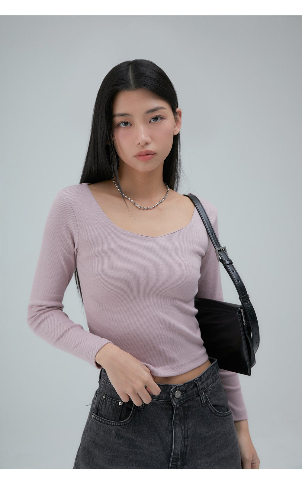 韓國 ACOVER  柔軟款 五角領 舒適合身長袖T恤 (現貨+預購)