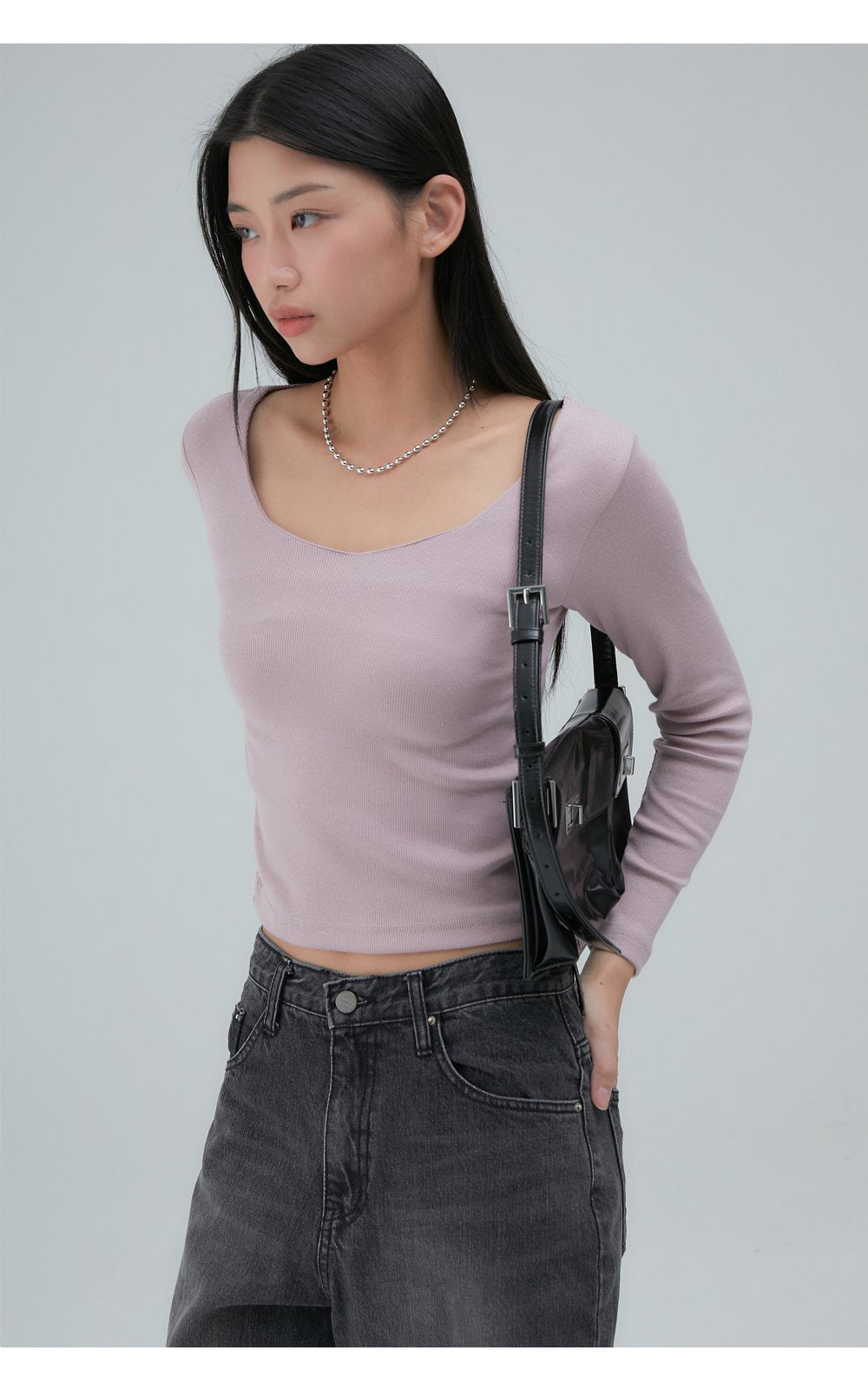 韓國 ACOVER  柔軟款 五角領 舒適合身長袖T恤 (現貨+預購)