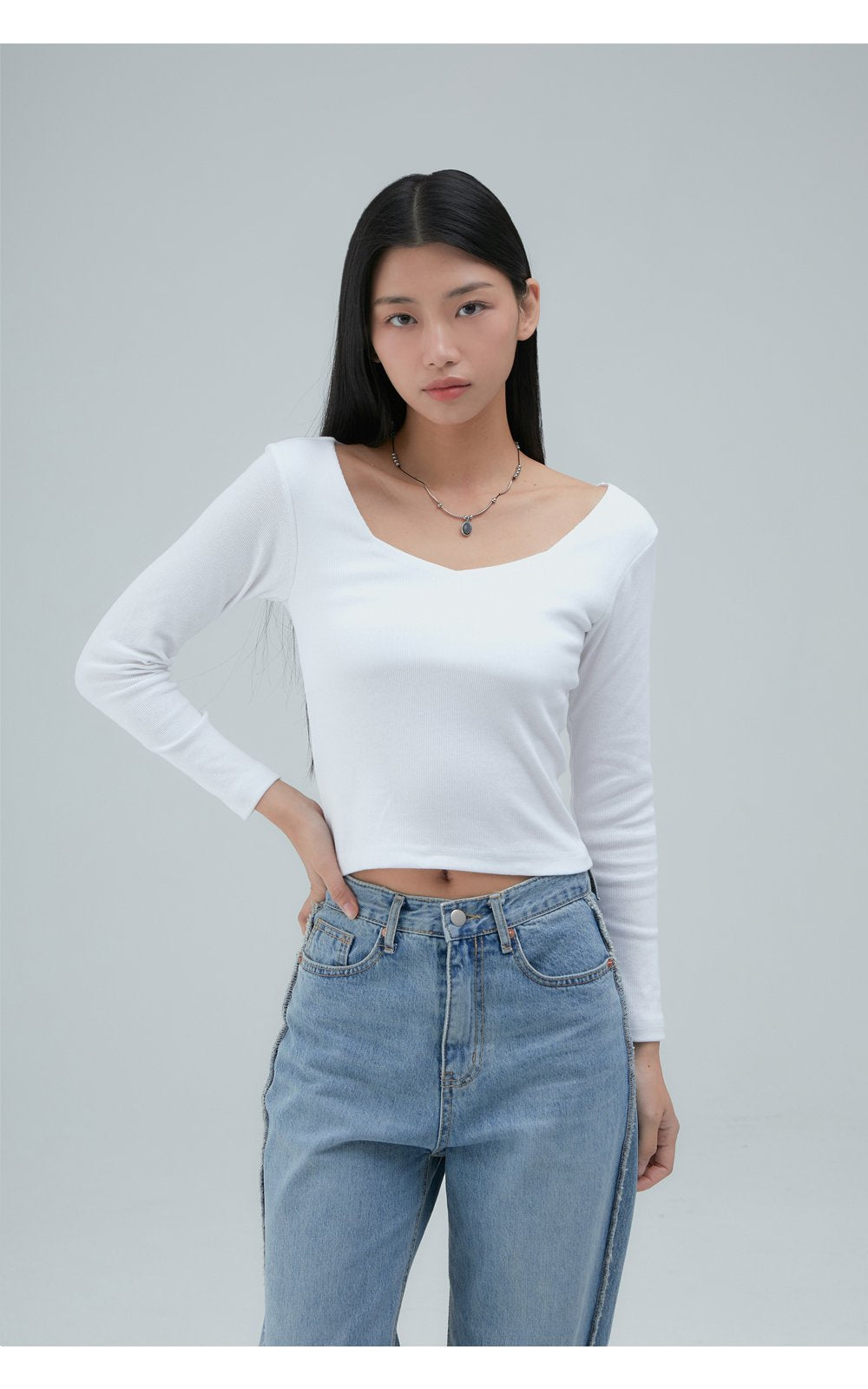 韓國 ACOVER  柔軟款 五角領 舒適合身長袖T恤 (現貨+預購)