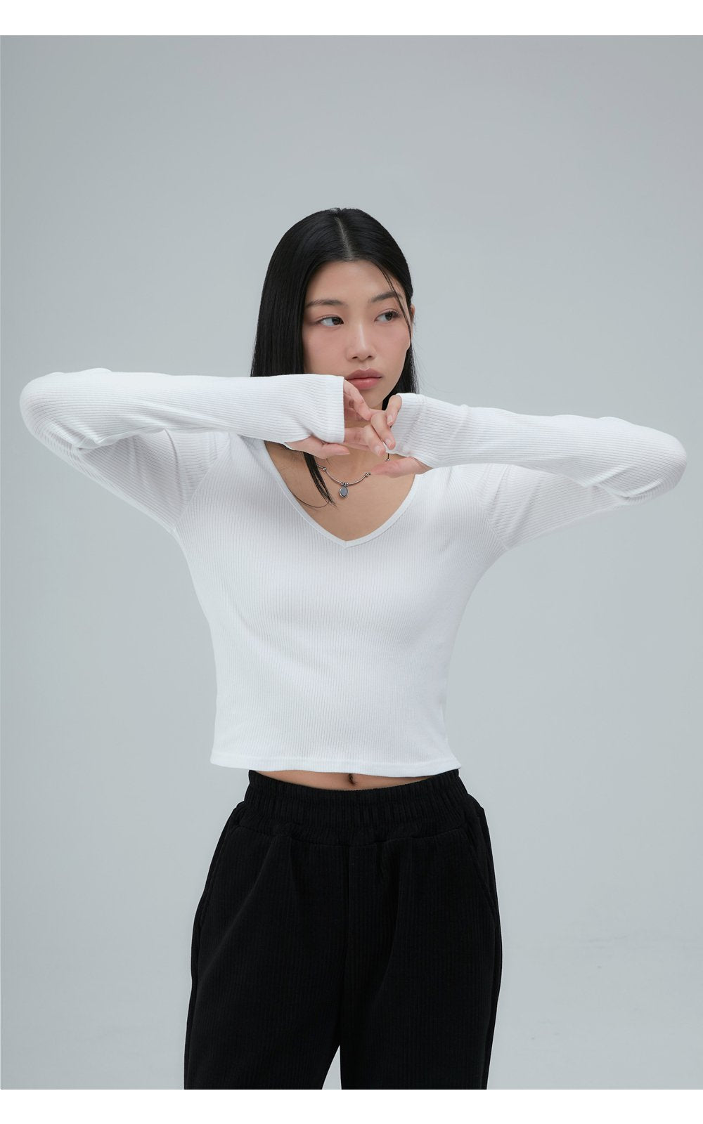 韓國 ACOVER  V領豎紋 基本款合身長袖T恤 (現貨+預購)