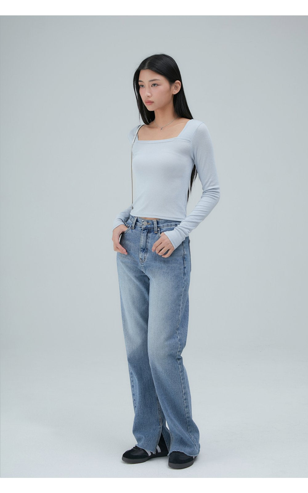 韓國 ACOVER 透氣方形線條開叉 舒適合身長袖T恤  (現貨+預購)