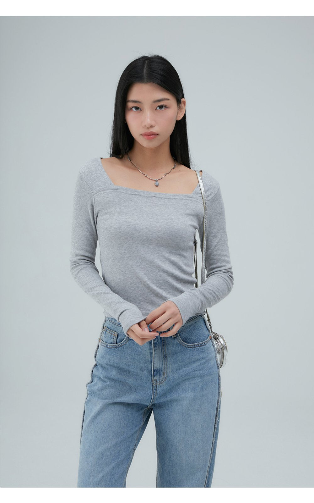 韓國 ACOVER 透氣方形線條開叉 舒適合身長袖T恤  (現貨+預購)