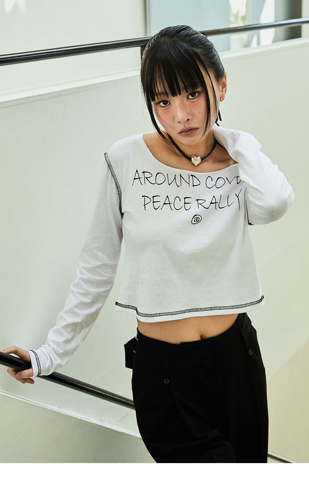 韓國 ACOVER  縫線配色露腰花邊字母短版T恤 (現貨+預購)