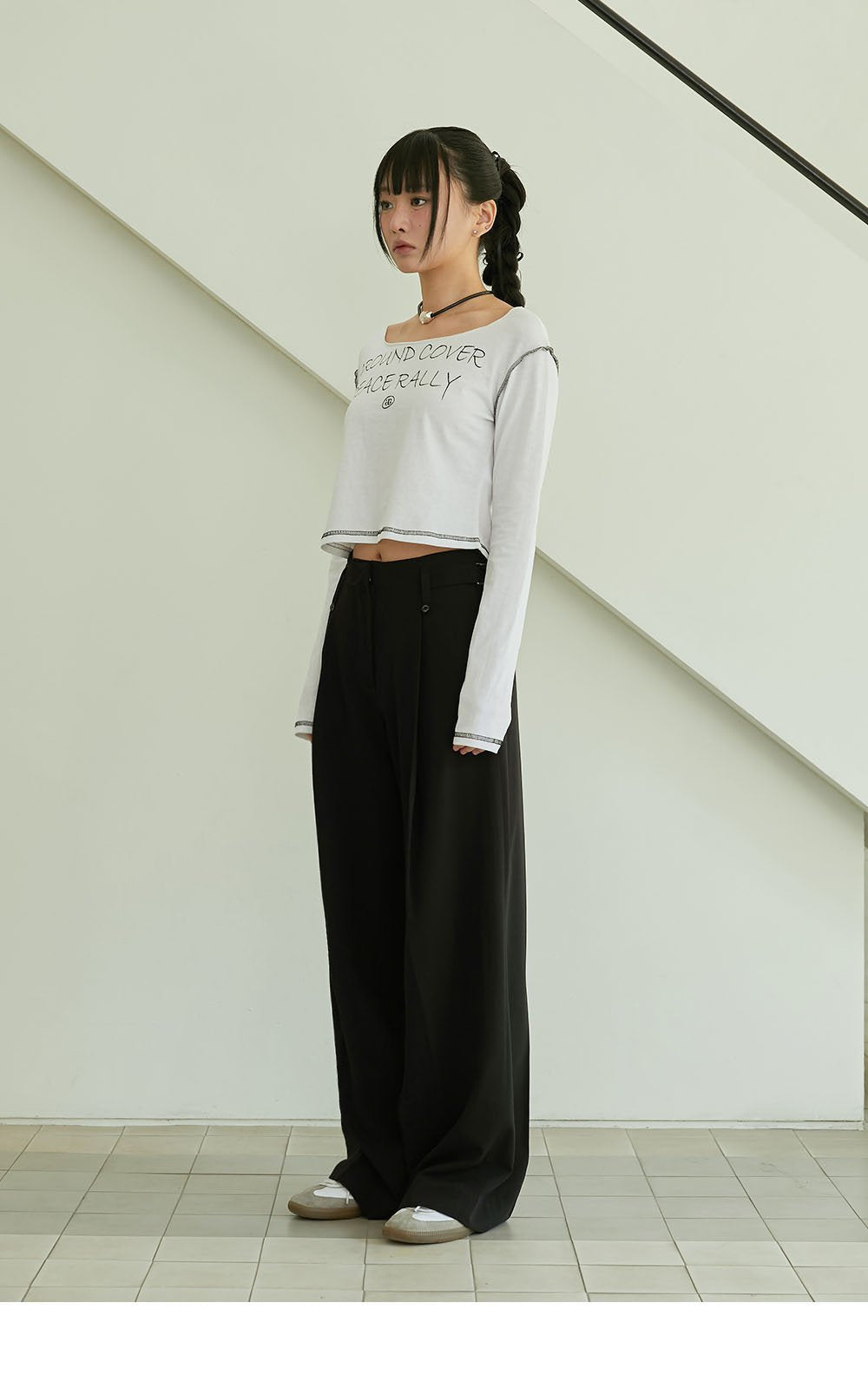 韓國 ACOVER  縫線配色露腰花邊字母短版T恤 (現貨+預購)