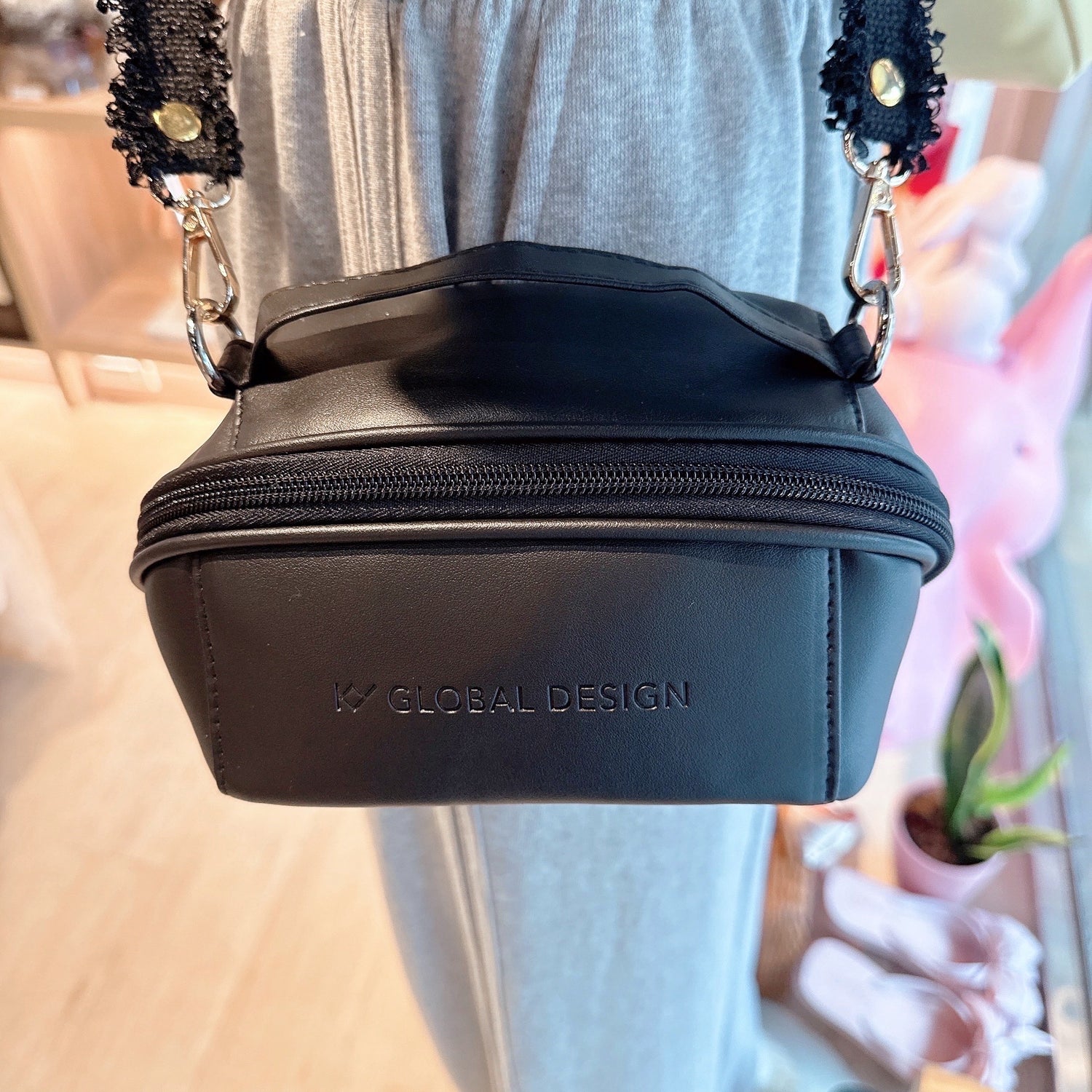 韓國KY 多功能大容量化妝手拿包可加背帶