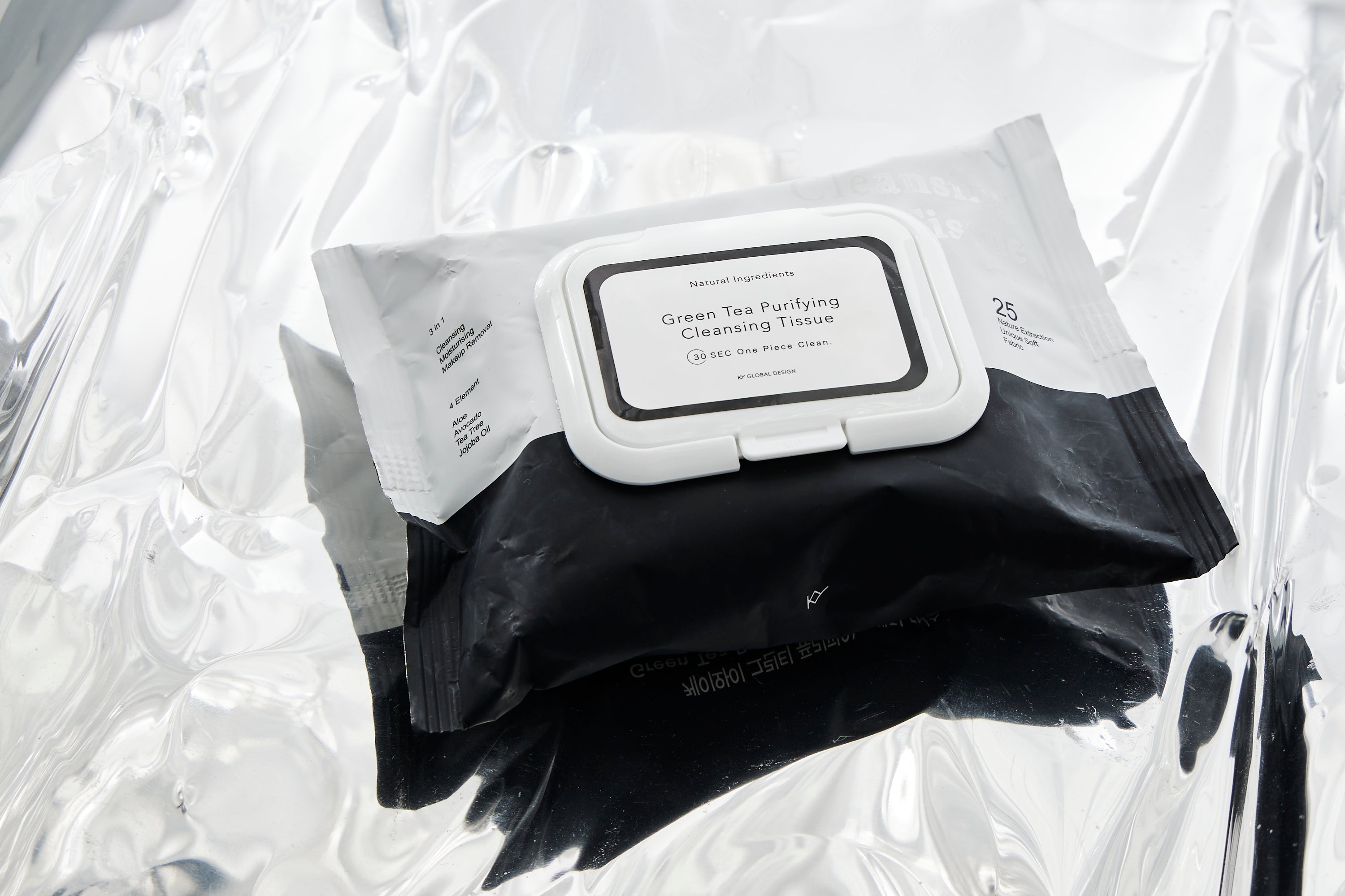 明洞請韓國女生親自感受採訪!!韓國KY 濟州島綠茶植粹保溼多酚卸妝巾(大張25抽)