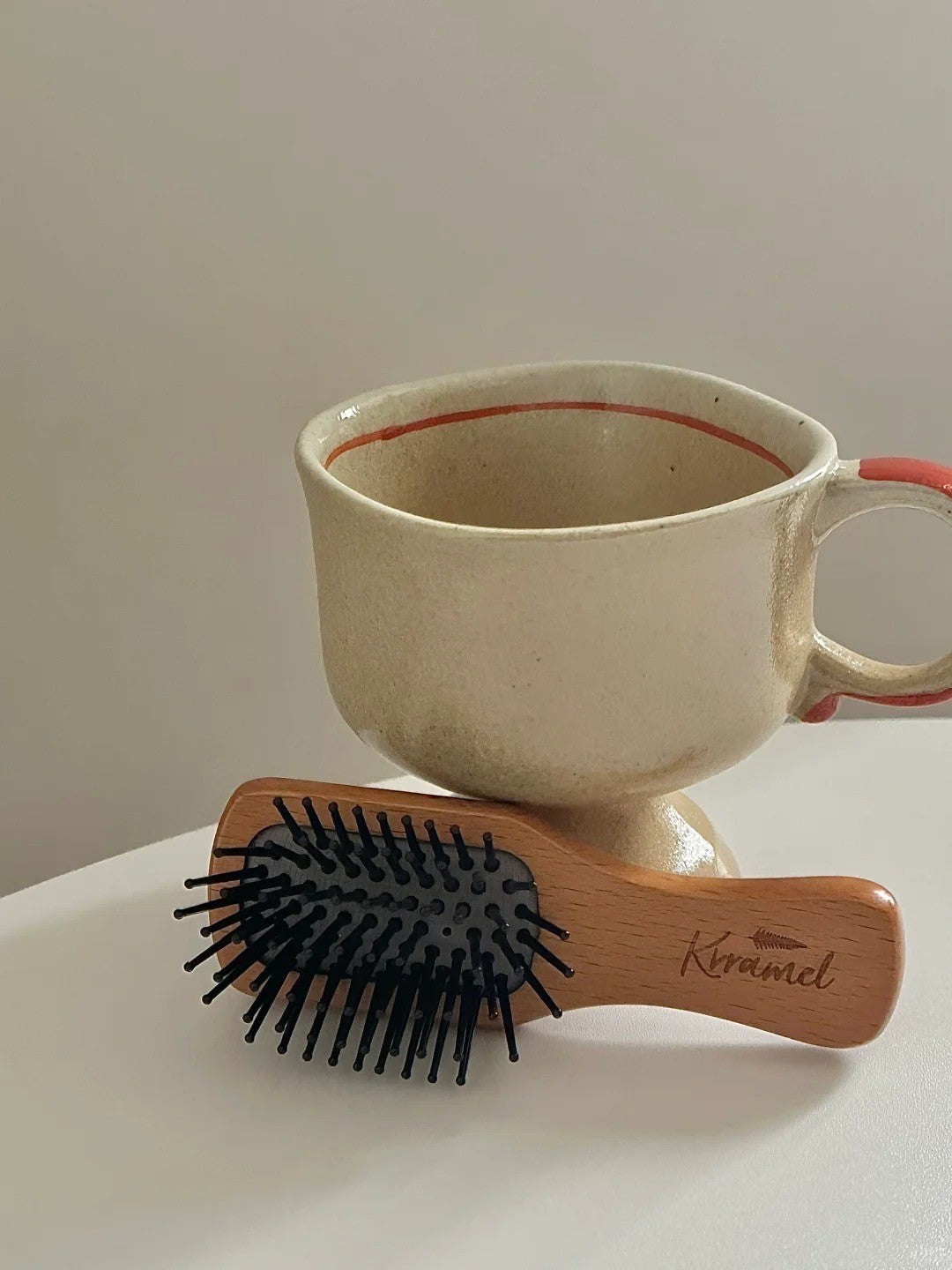 美國 Krramel 櫸木迷你防靜電梳適合兒童外出方便 (現貨+預購)