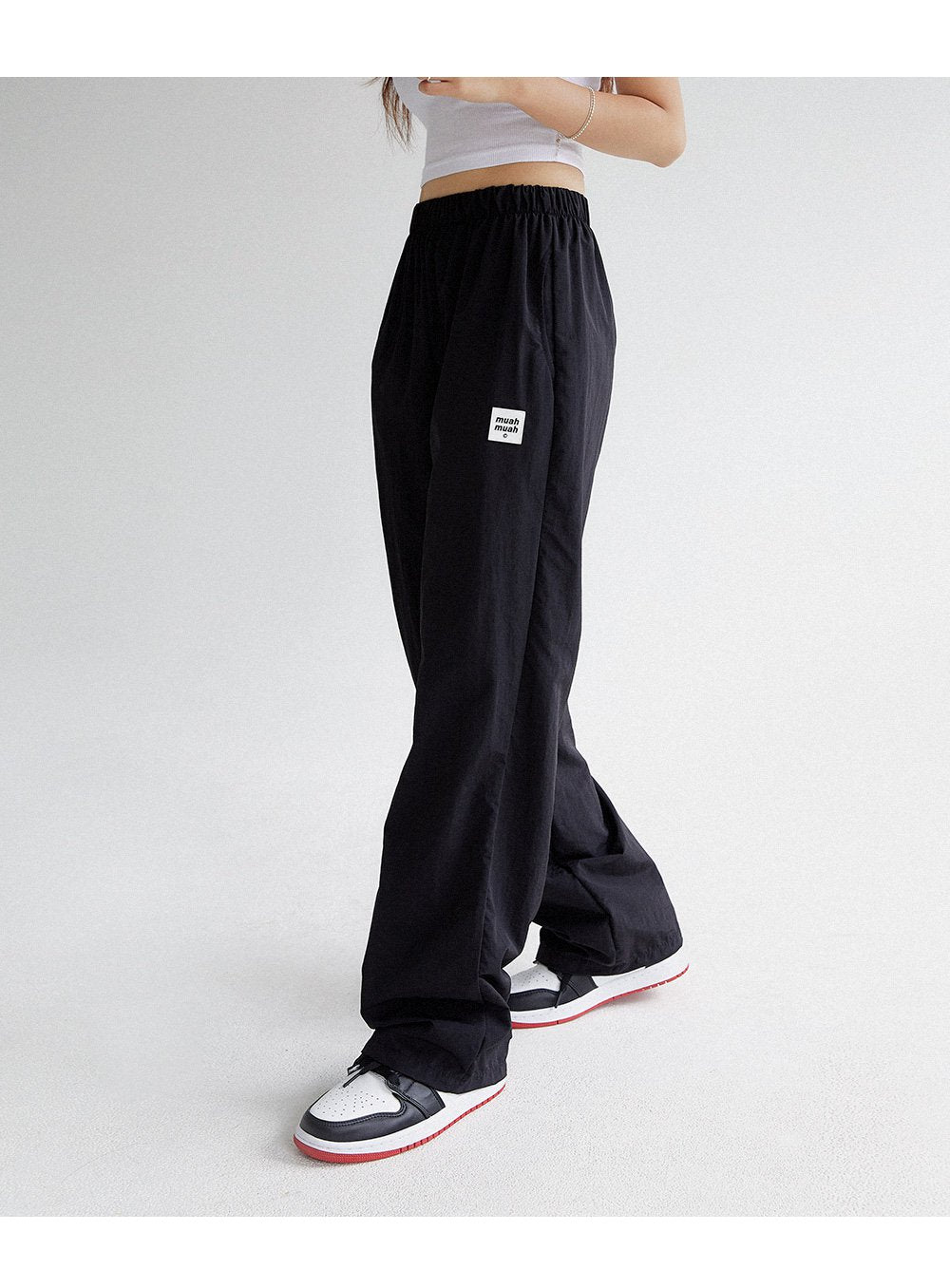 韓國 muahmuah 涼爽尼龍款 寬腿鬆緊帶長褲  (現貨+預購)