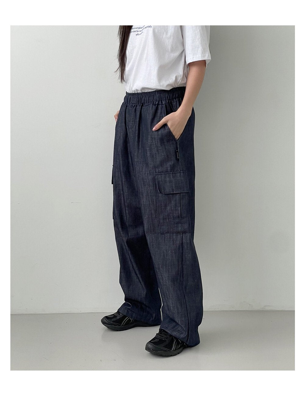 韓國 muahmuah 寬鬆版工裝大口袋 鬆緊帶棉質牛仔褲  (現貨+預購)