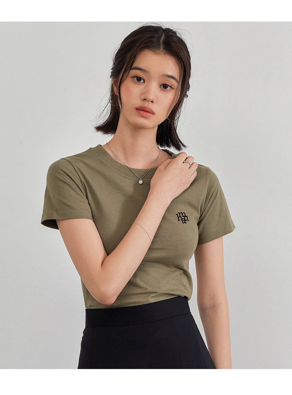 韓國 muahmuah 刺繡LOGO 基本款T恤  (現貨+預購)