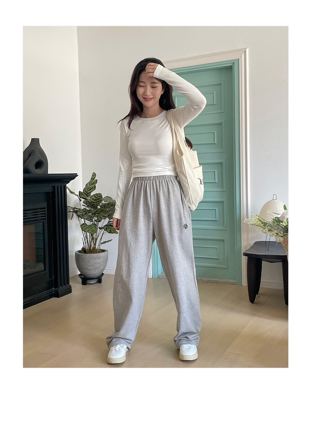 韓國 muahmuah 修身版 基本款 薄長袖T恤  (現貨+預購)