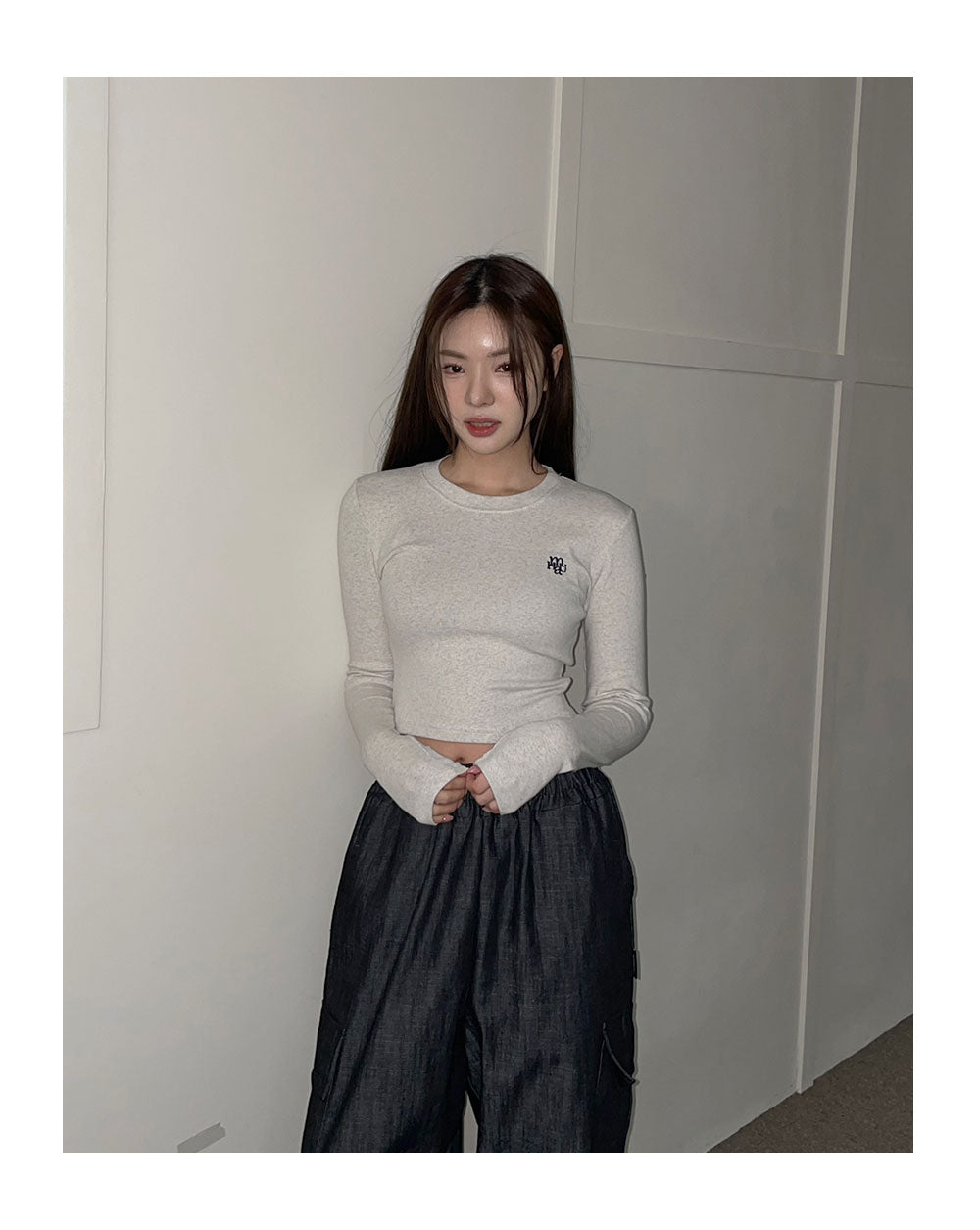 韓國 muahmuah 刺繡LOGO 露臍 長袖T恤  (現貨+預購)