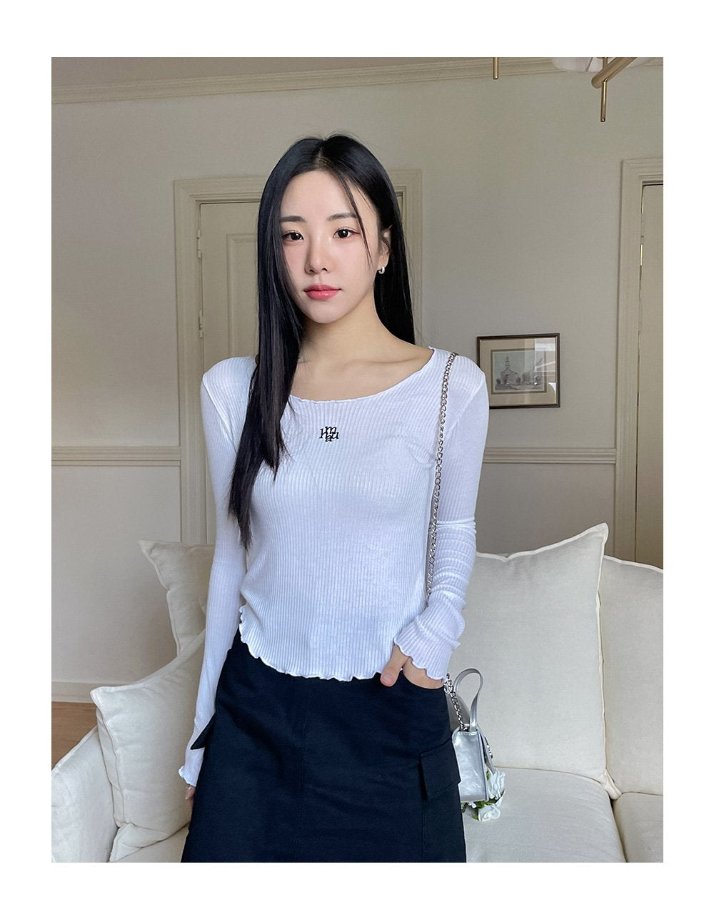 韓國 muahmuah 刺繡LOGO  修身露臍 荷葉邊U領薄長袖T恤  (現貨+預購)