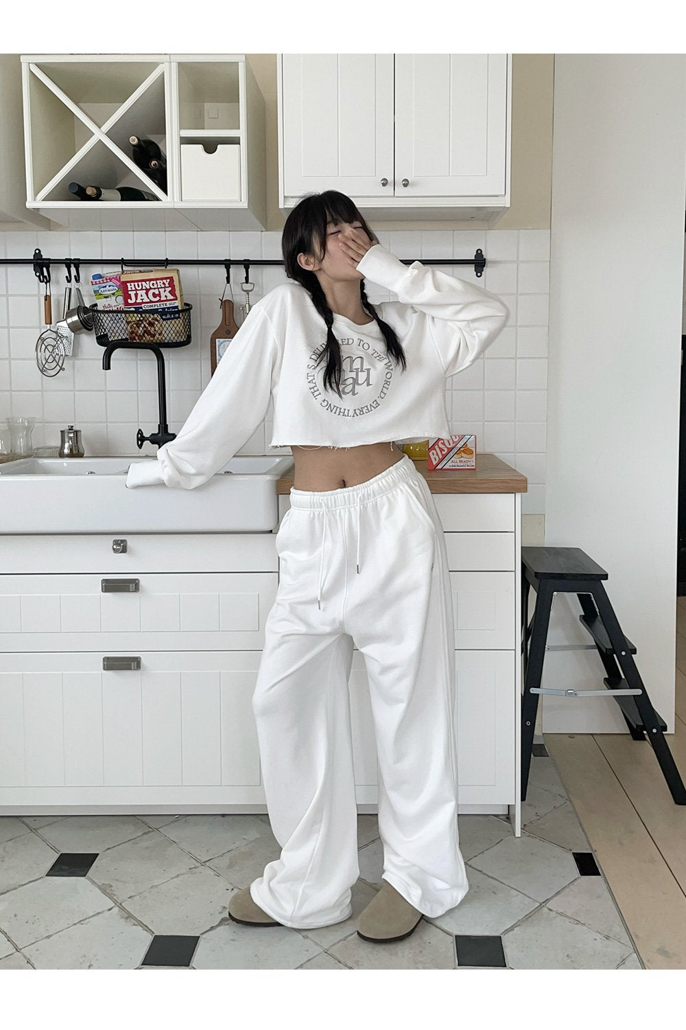 韓國 muahmuah {SET} 短身 長袖T恤  寬腿褲子 套裝 (現貨+預購)