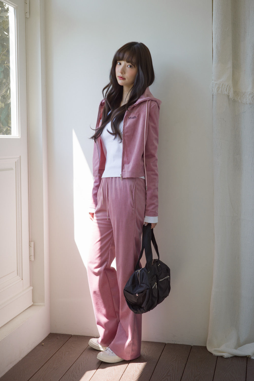 💖韓國 muahmuah 秋款新品💖刺繡LOGO天鵝絨休閒套裝(現貨+預購)