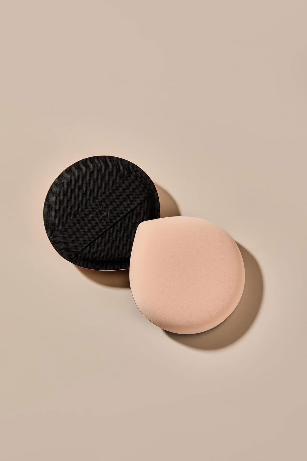 韓國KY質感皮革壓印泡芙柔軟粉撲不吃粉超服貼軟Q(黑/三入組)