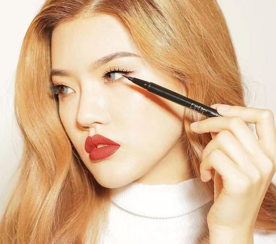 新品上架💖韓國原裝進口LIPHIP暢銷好上手眼線液筆持久防水抗油(2色)