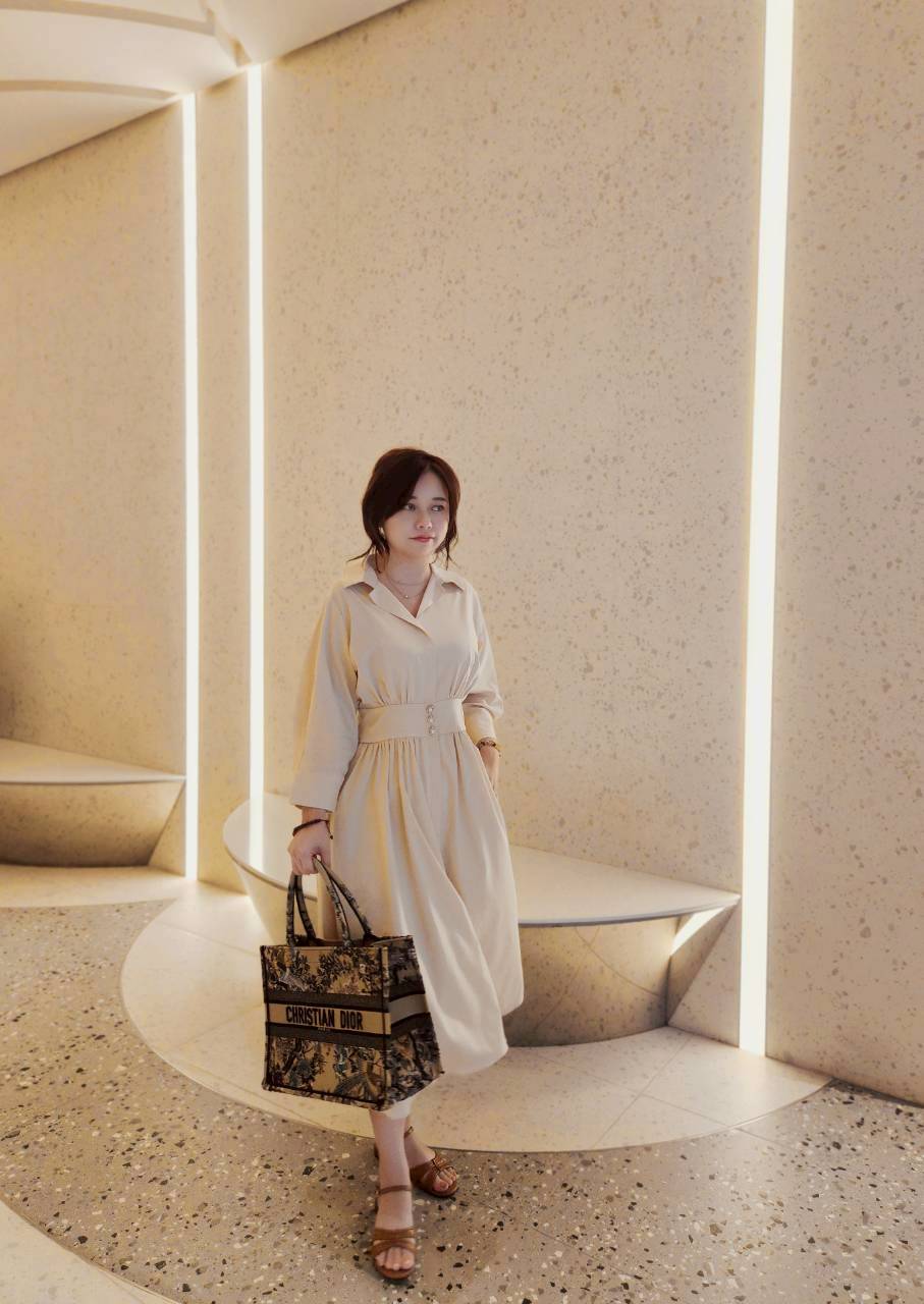 💖新品上架【梨花瑪雅】韓國設計自訂款氣質優雅韓風氣質珍珠釦襯衫垂墜美感傘裙長洋裝