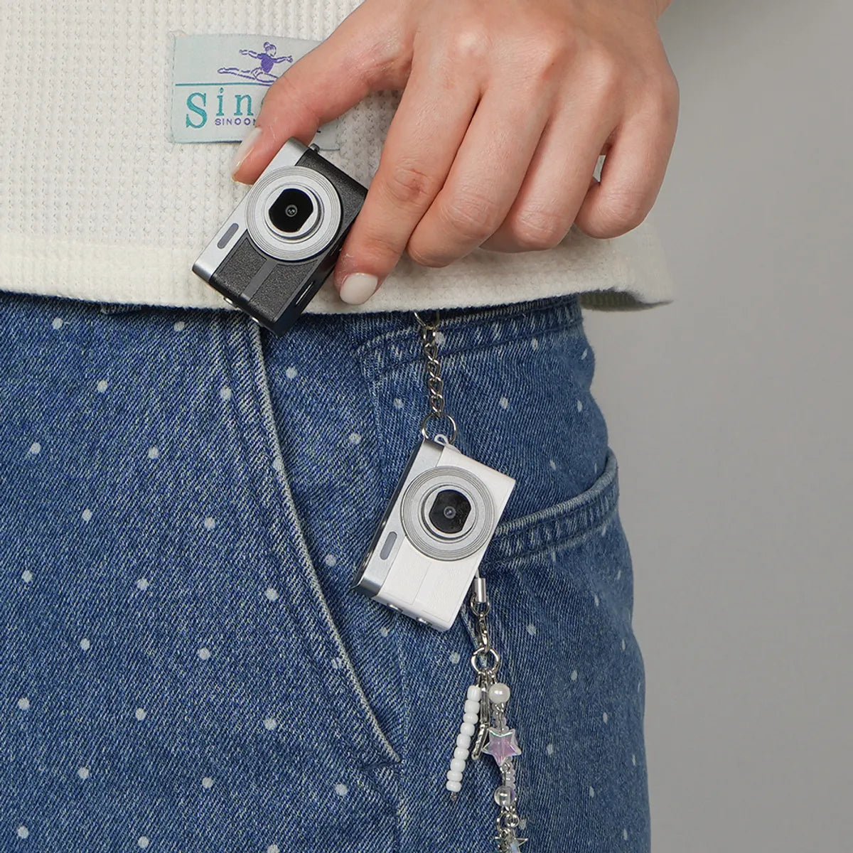 💜新品上架【梨花娘】🫧韓國AKARACHI📸mini😍附鑰匙圈可錄影復古Y2K數位相機(兩色)