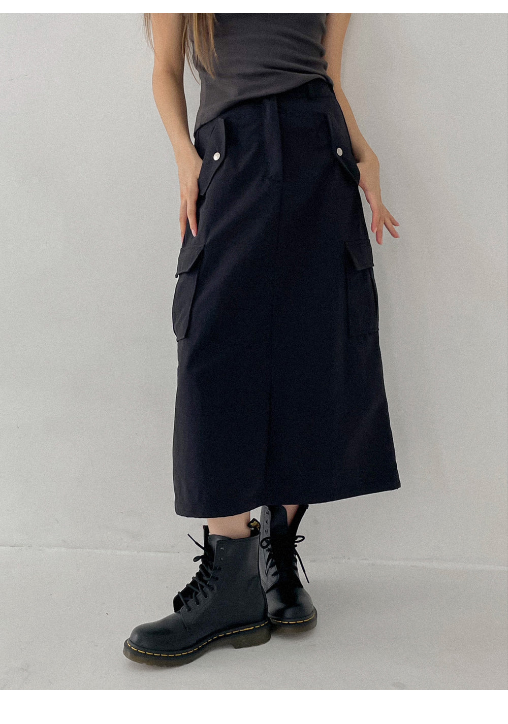 韓國 ACOVER 尼龍款 大口袋後開叉長裙 (現貨+預購)